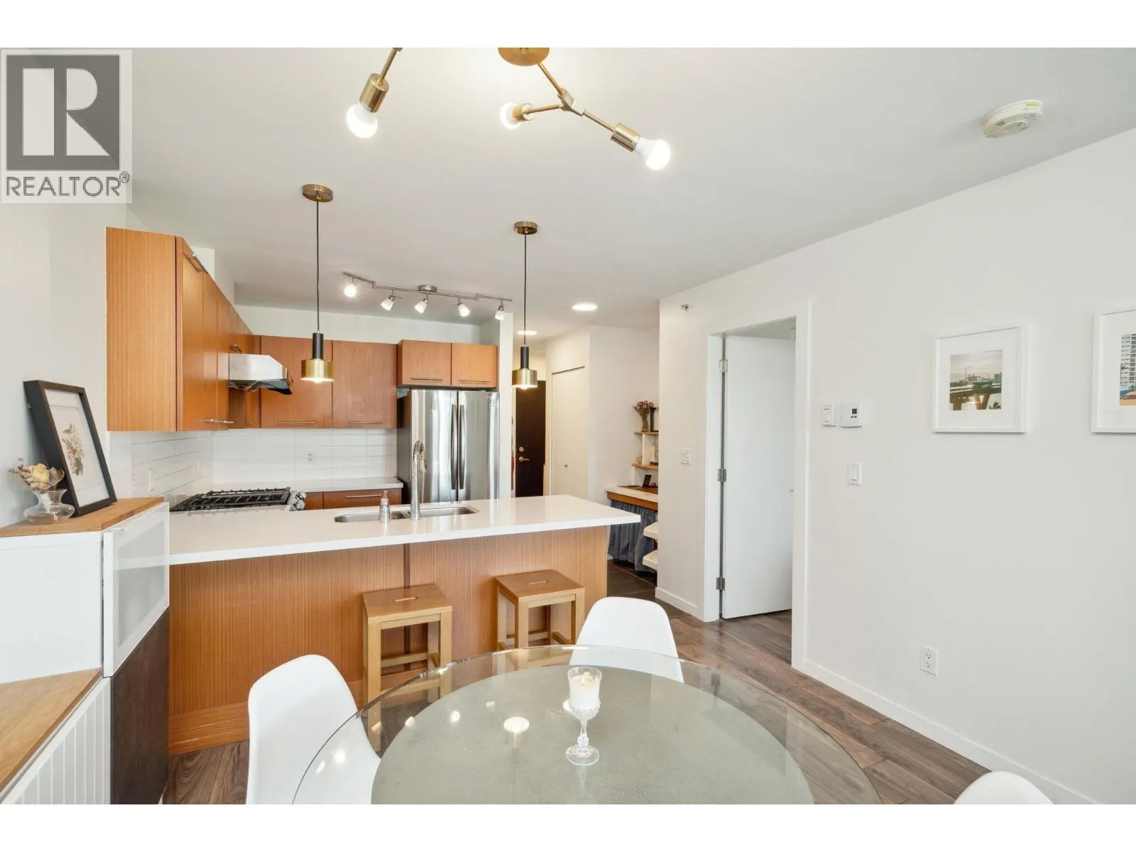 2905 2133 DOUGLAS ROAD