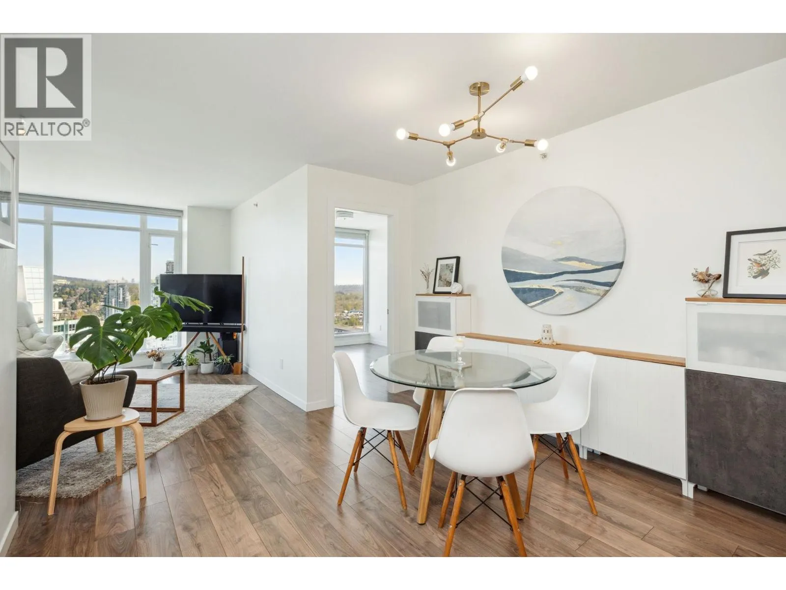 2905 2133 DOUGLAS ROAD