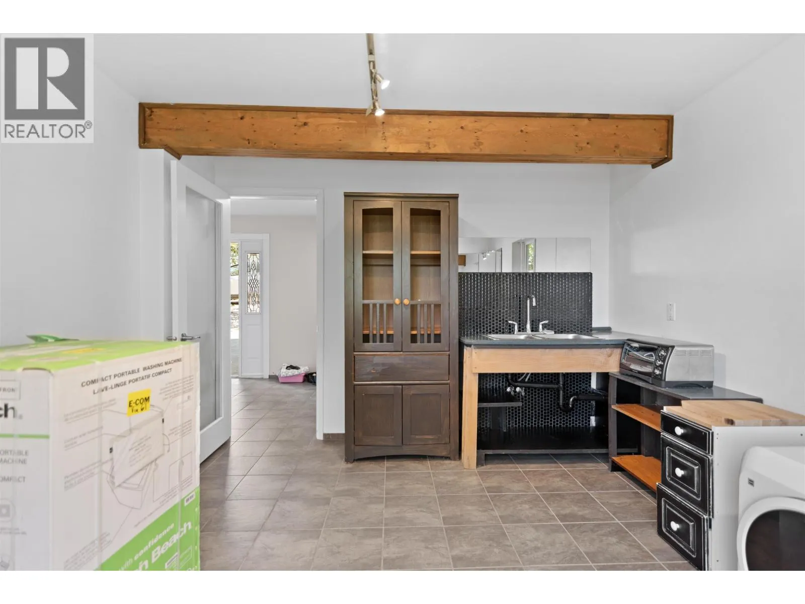 163 PIKE ROAD