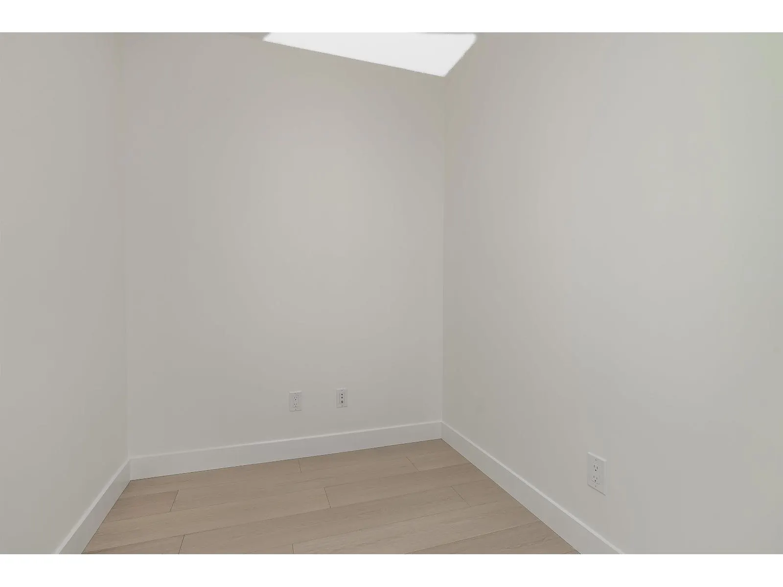 A304 8929 202 STREET