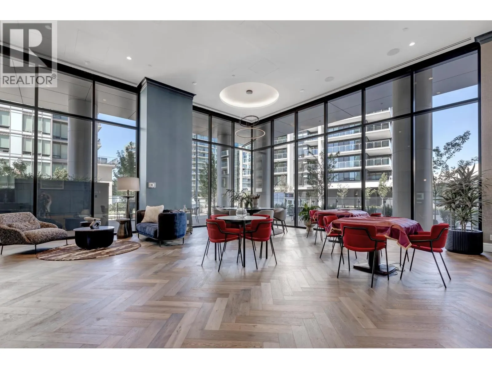 605 6811 PEARSON WAY