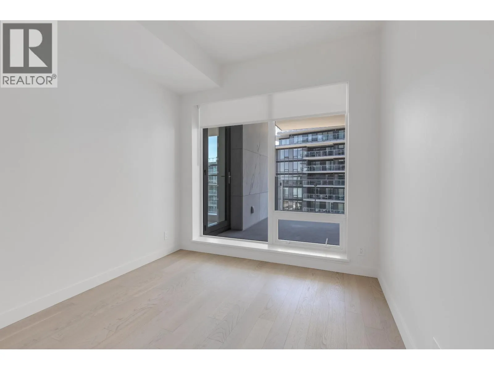 605 6811 PEARSON WAY