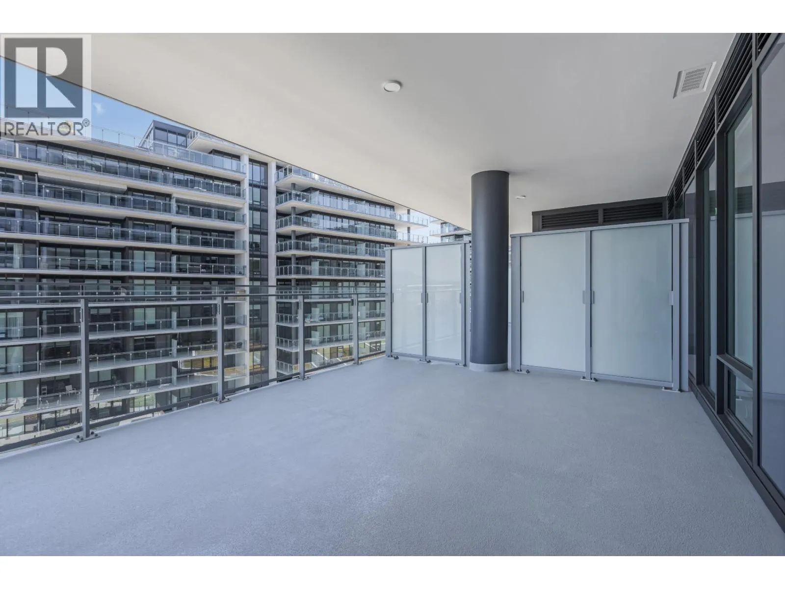 605 6811 PEARSON WAY