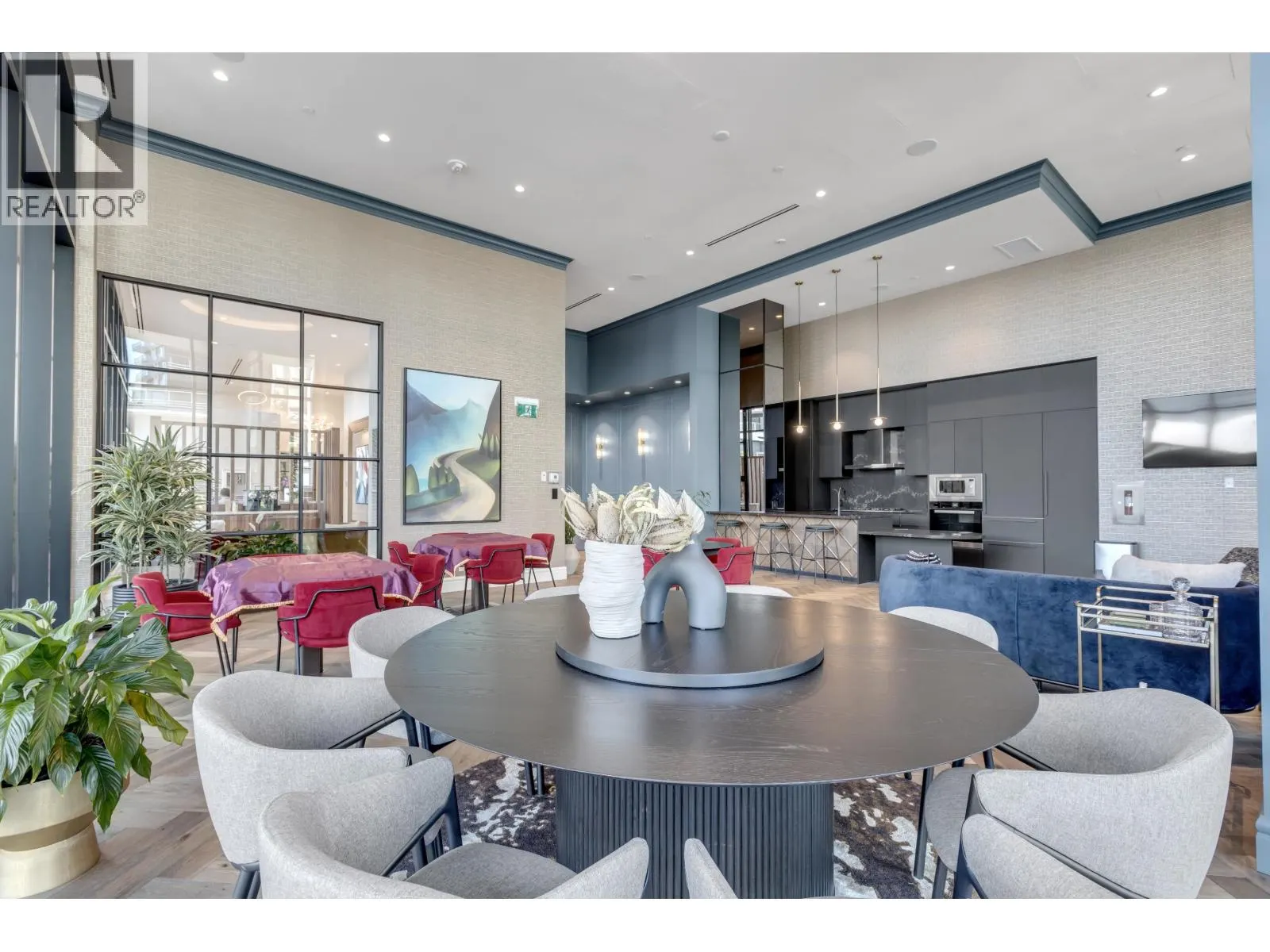 605 6811 PEARSON WAY