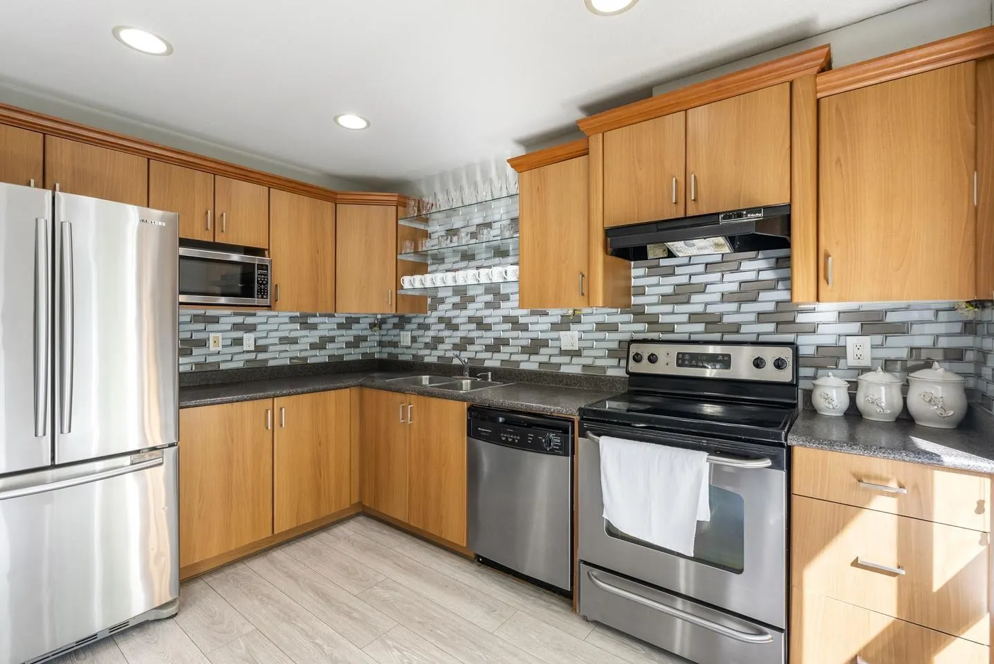 36 16388 85 AVENUE
