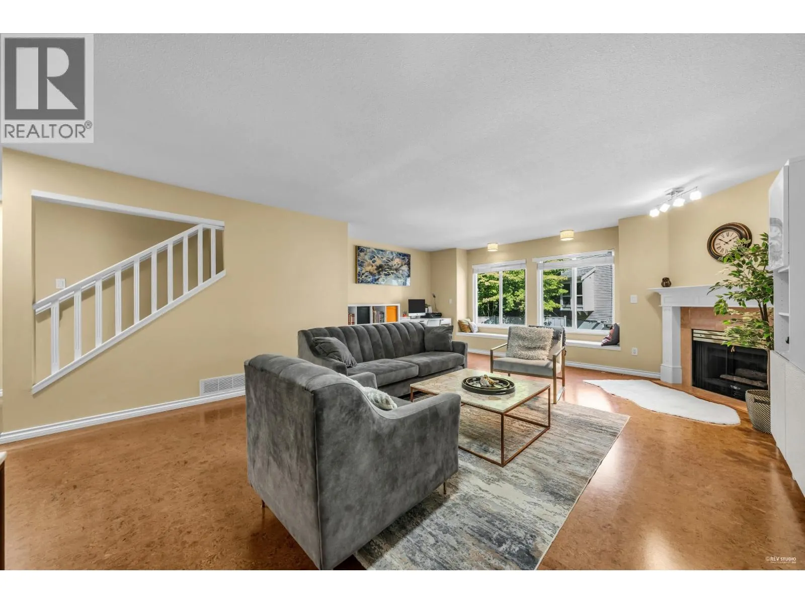 51 2600 BEAVERBROOK CRESCENT