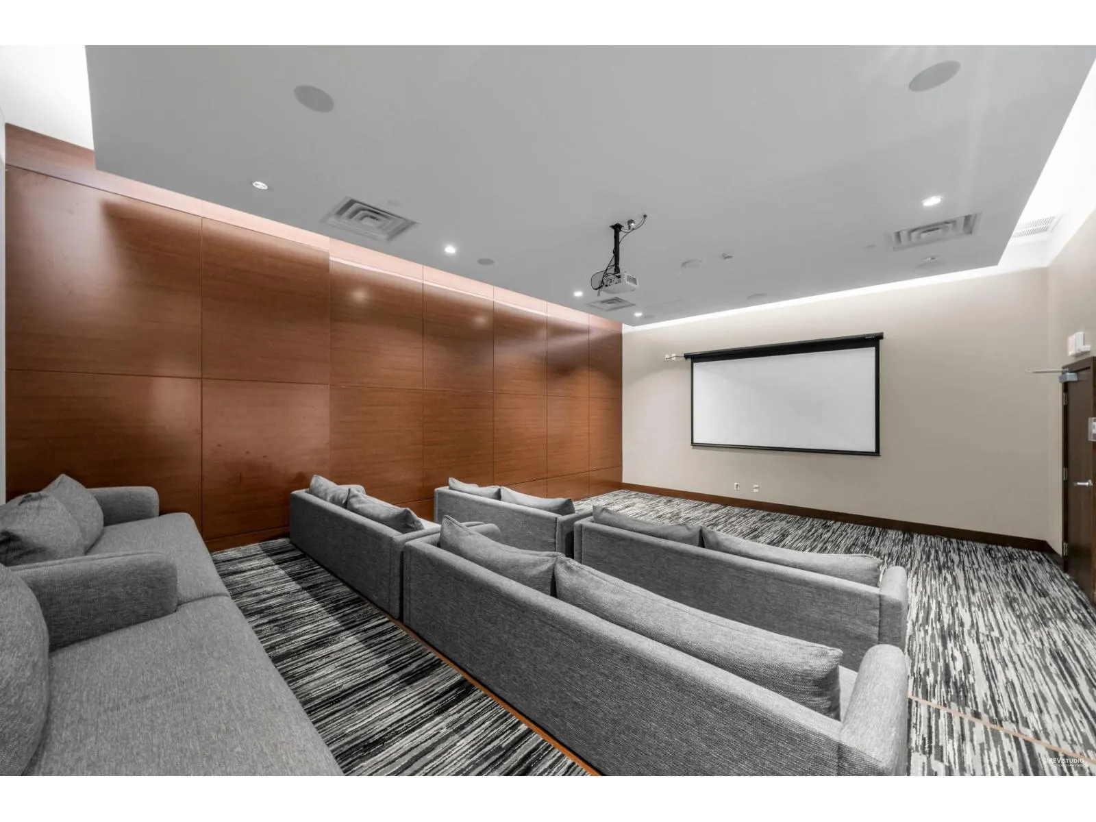 3205 13750 100 AVENUE