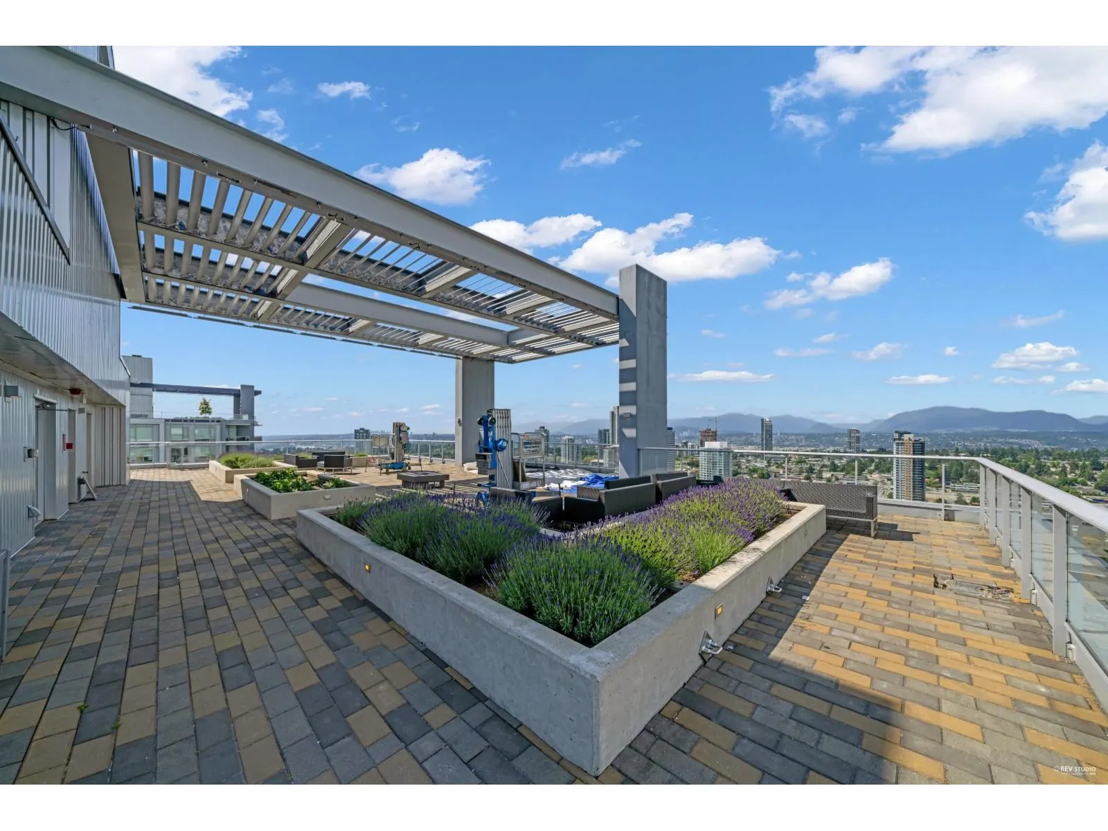 3205 13750 100 AVENUE