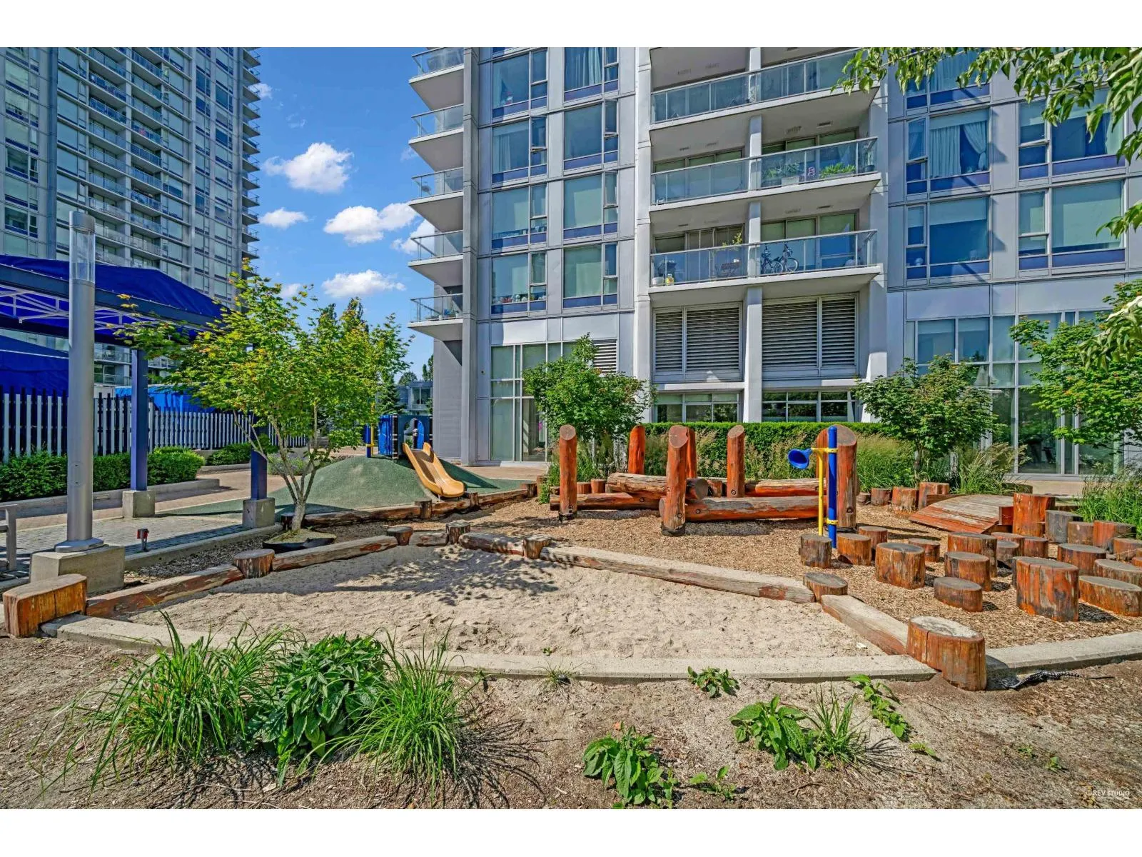 3205 13750 100 AVENUE