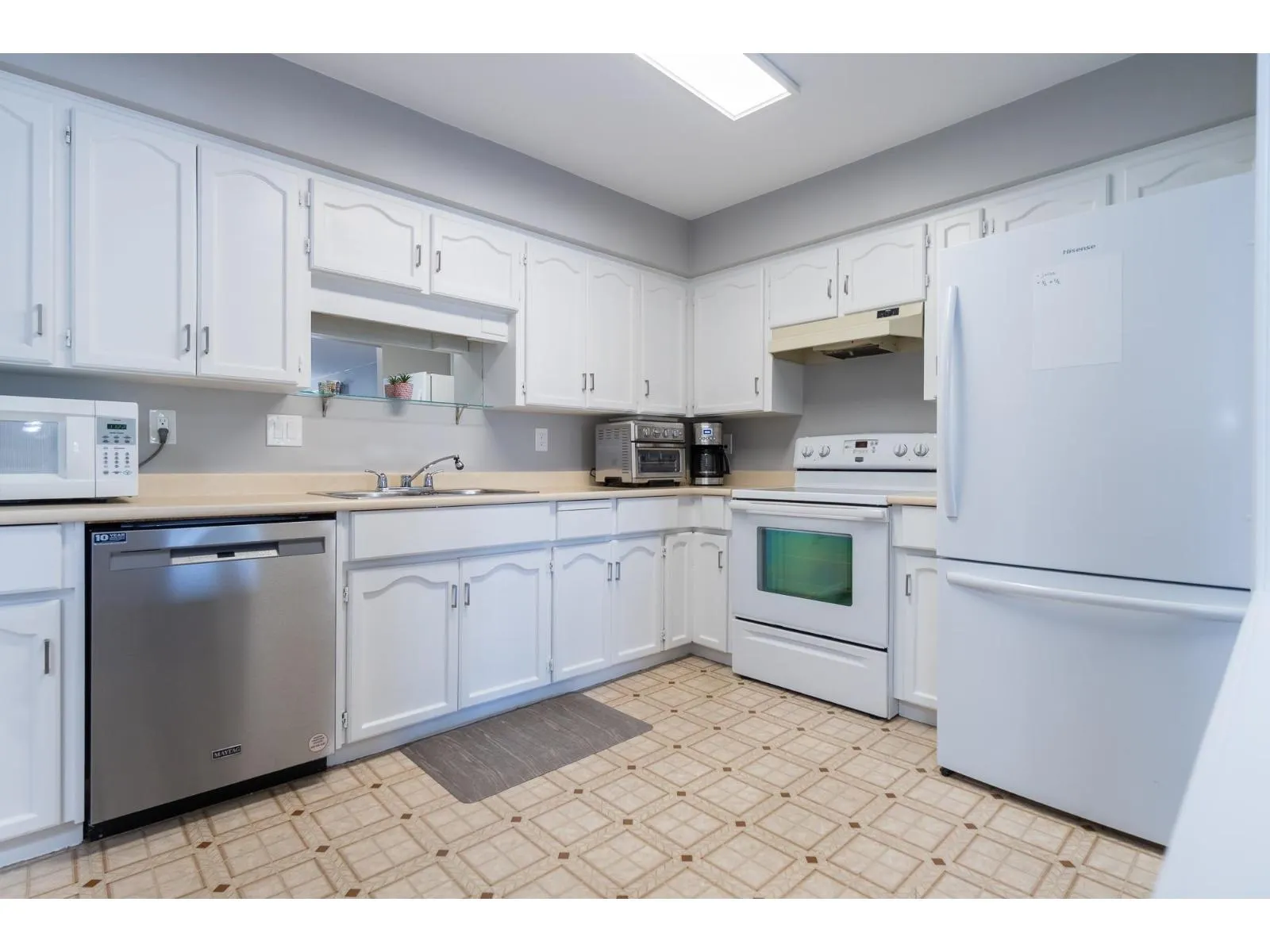 308 8725 ELM DRIVE|Chilliwack Proper South