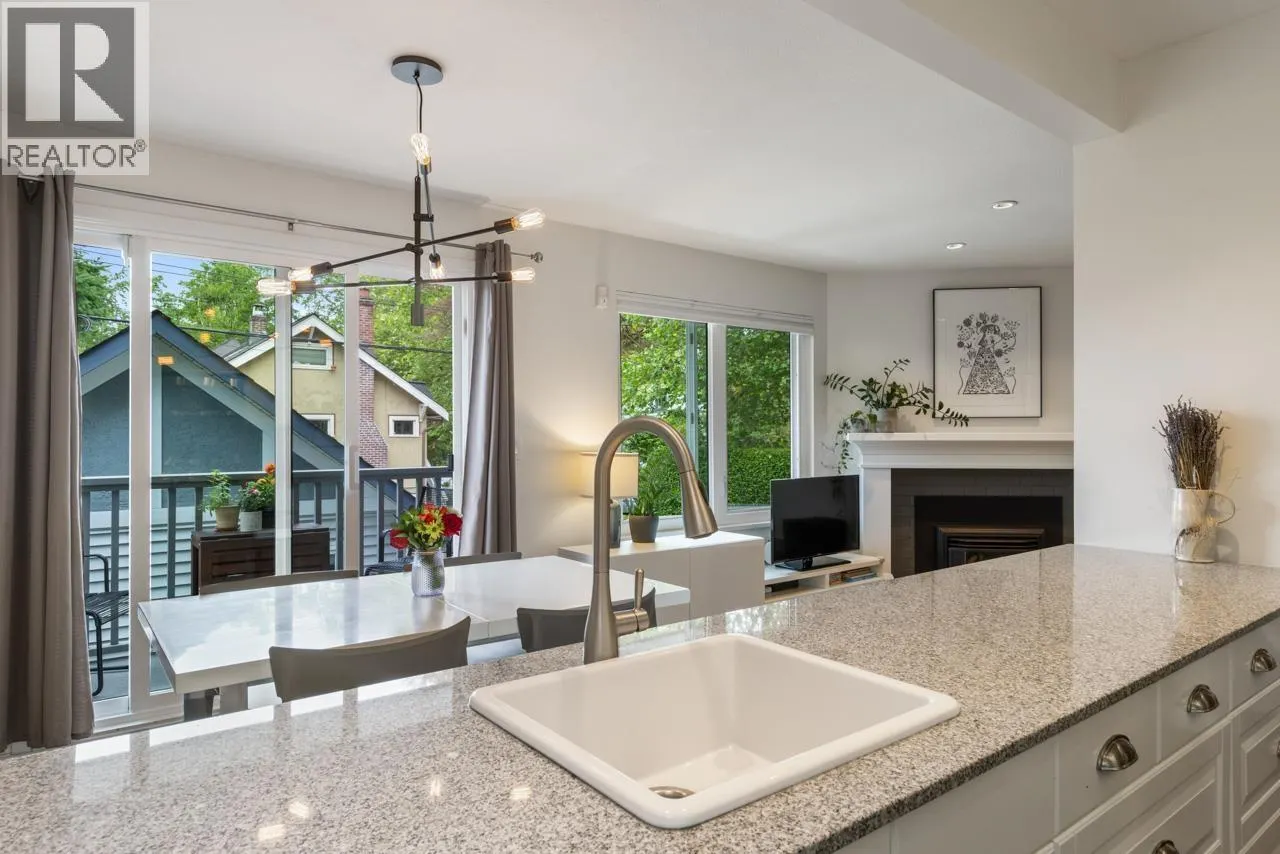 103 W 15TH AVENUE