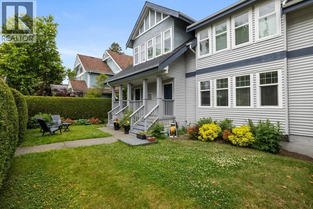 103 W 15TH AVENUE