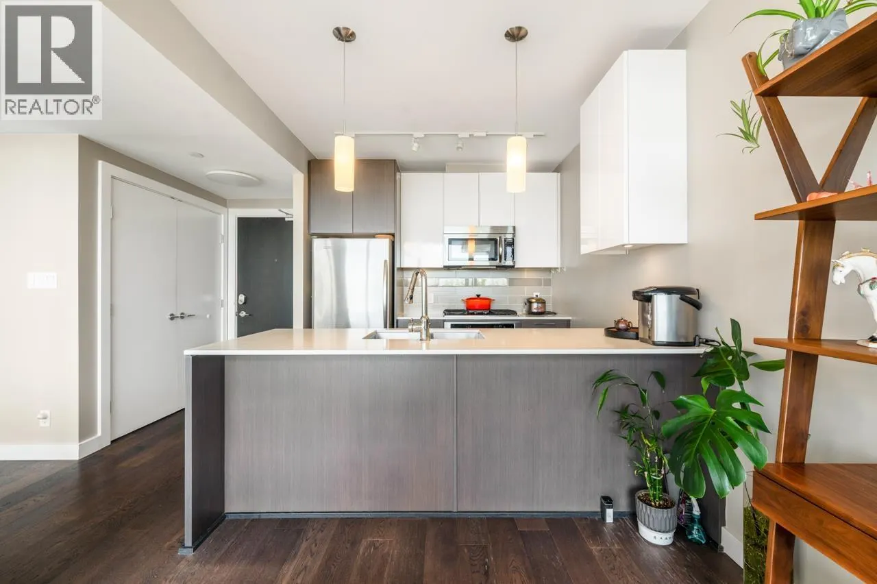 6005 5511 HOLLYBRIDGE WAY