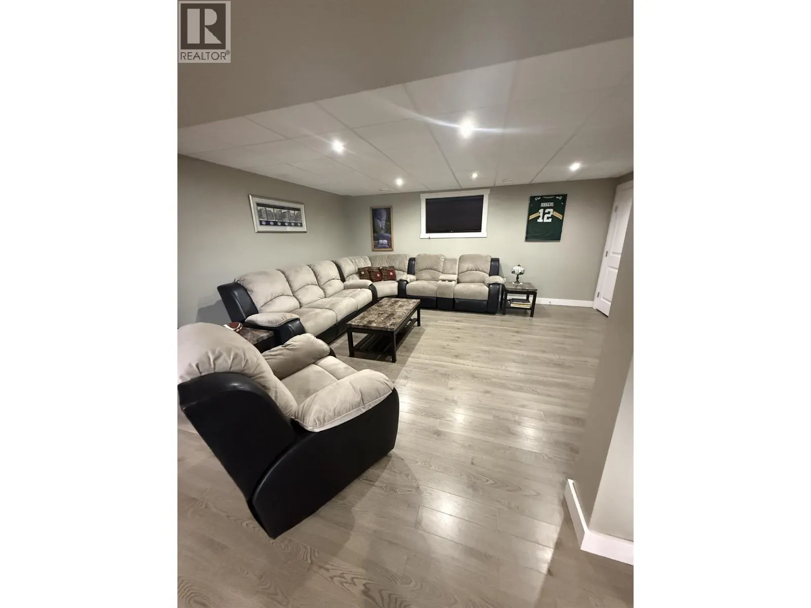 9611 102 AVENUE