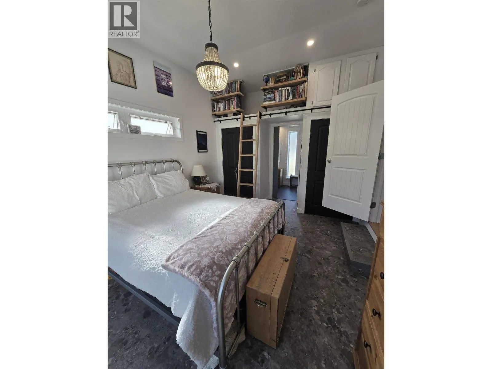 10531 102 STREET