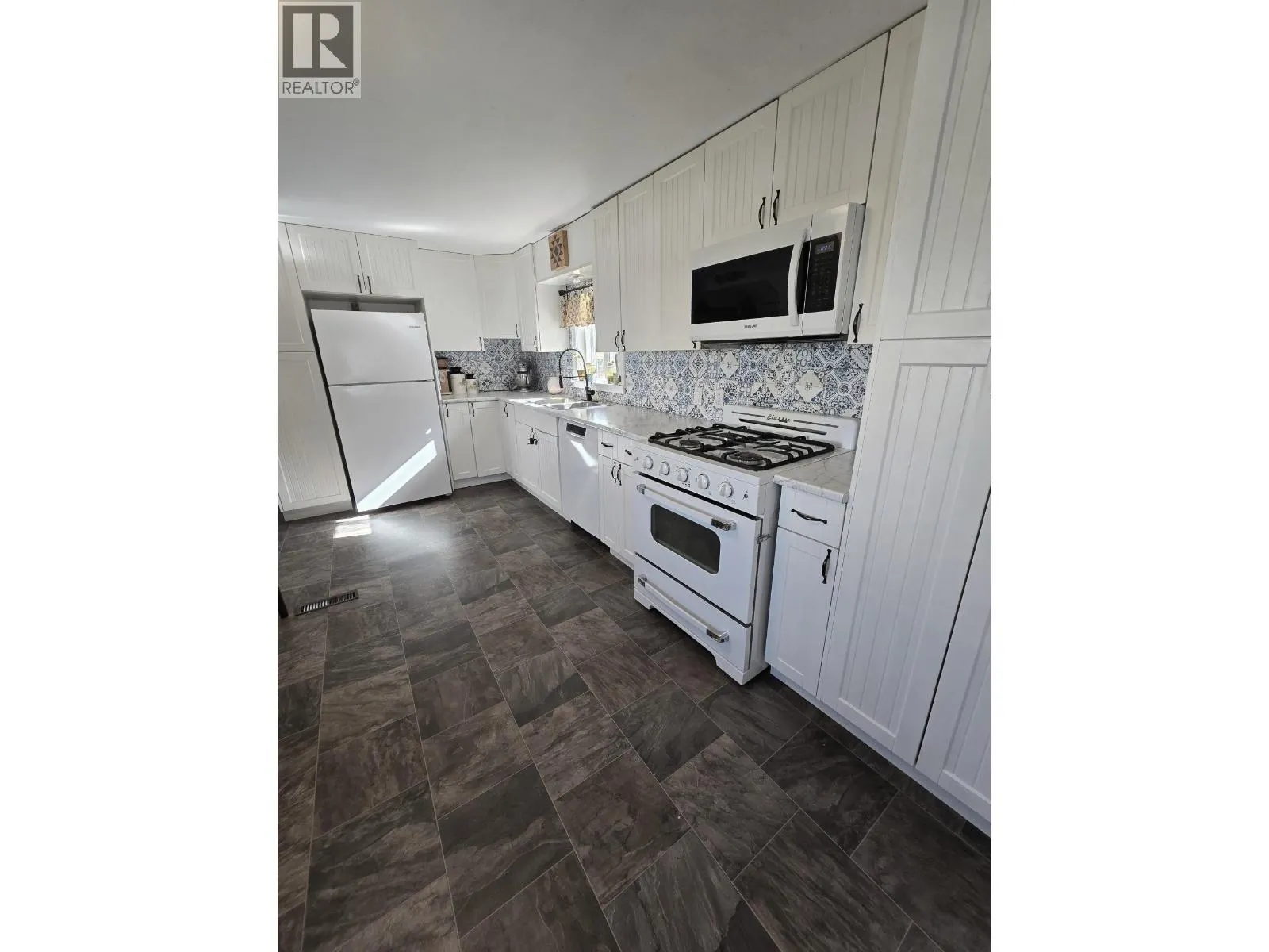 10531 102 STREET