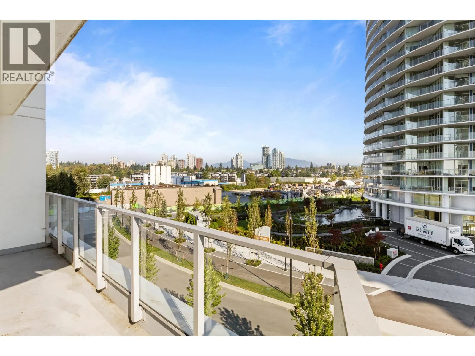 404 7683 PARK CRESCENT