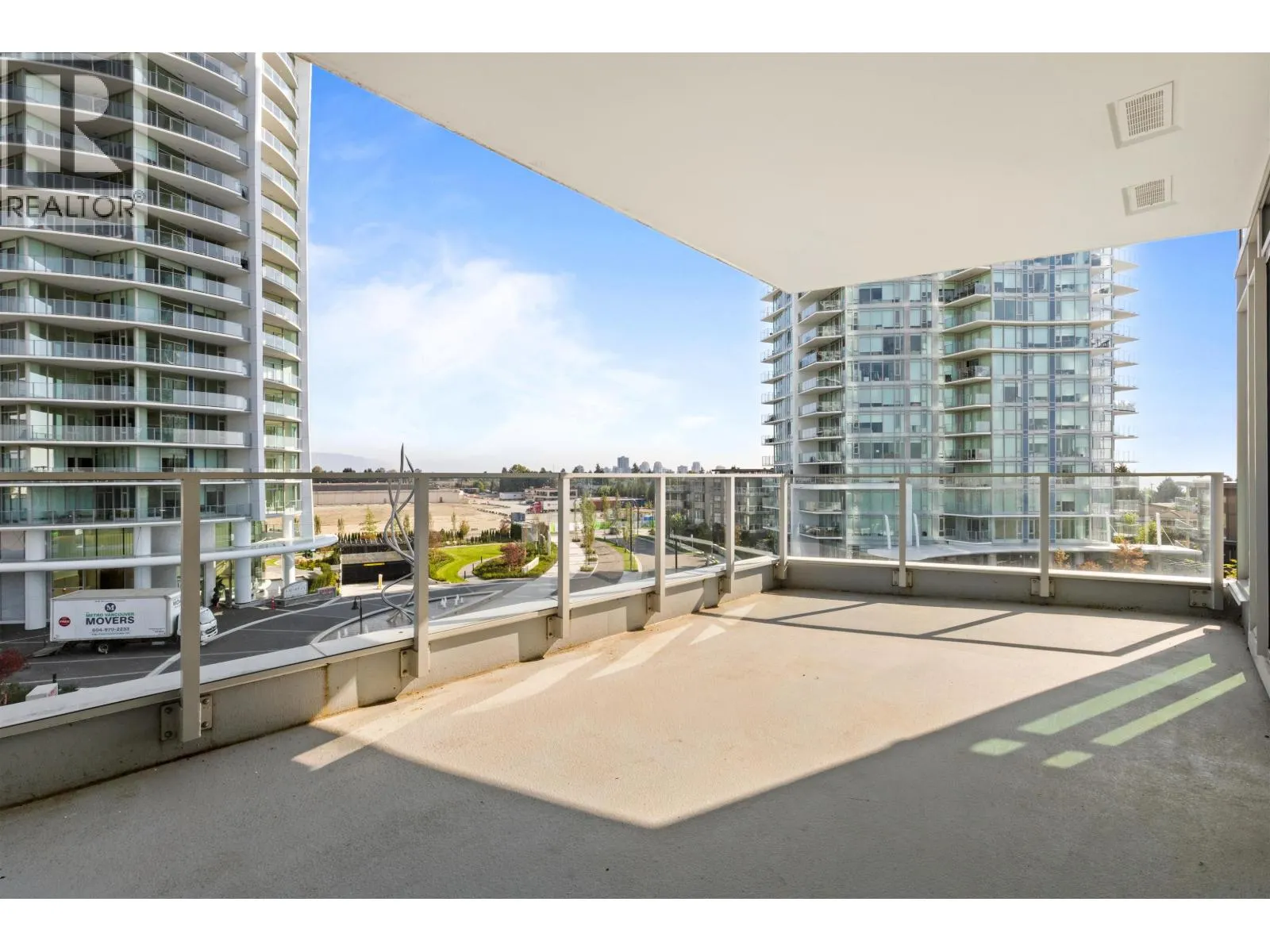 404 7683 PARK CRESCENT