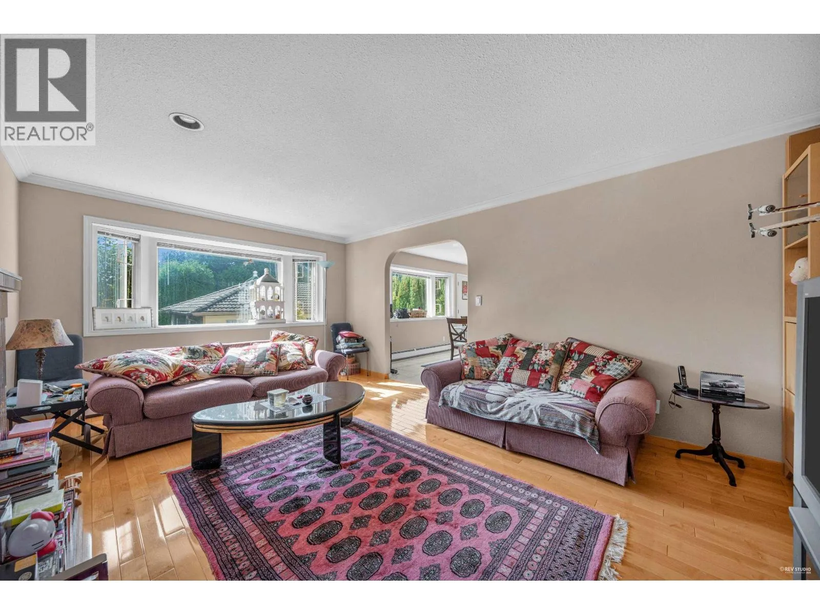 426 W 44TH AVENUE