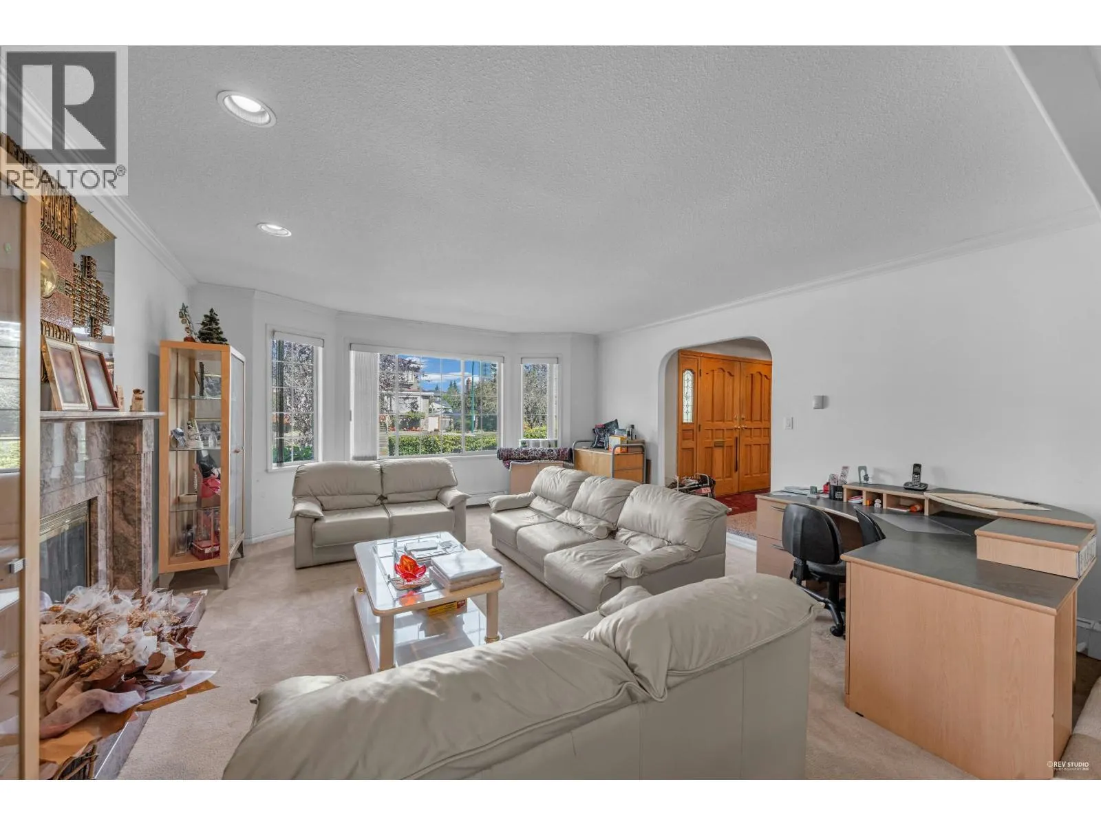 426 W 44TH AVENUE