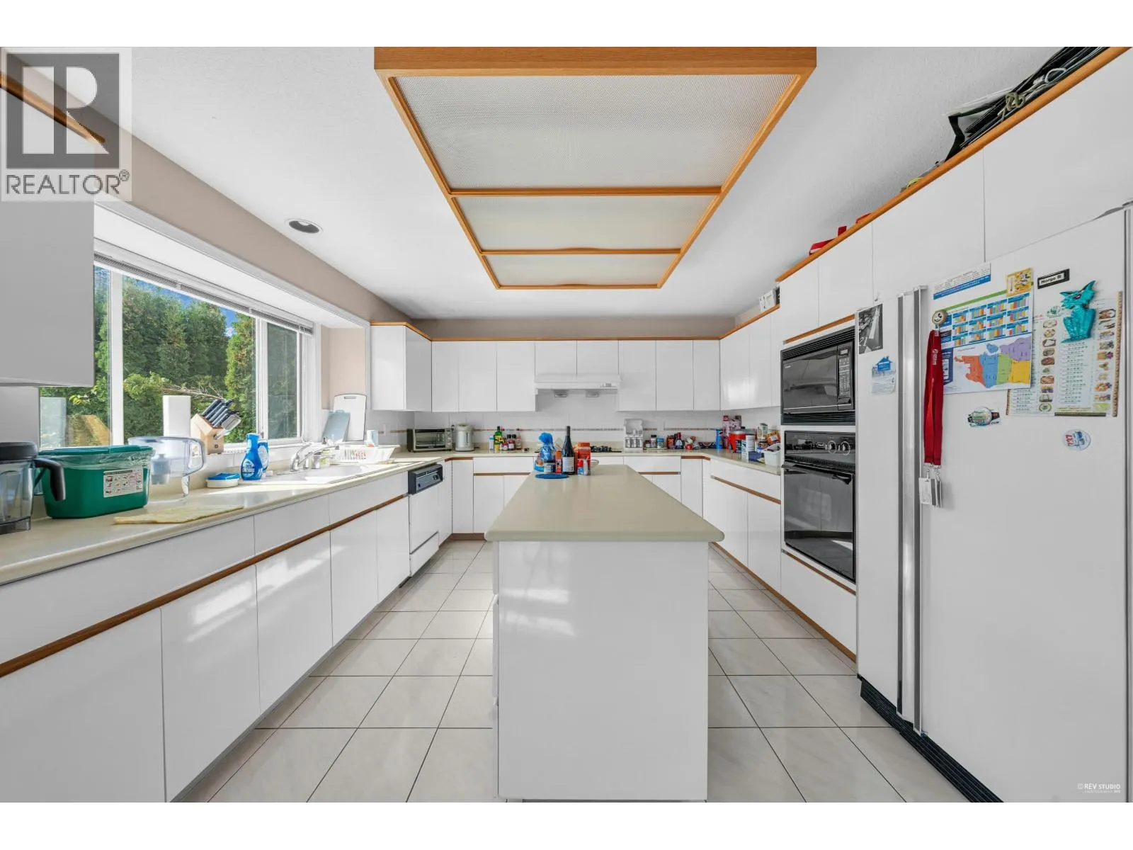 426 W 44TH AVENUE