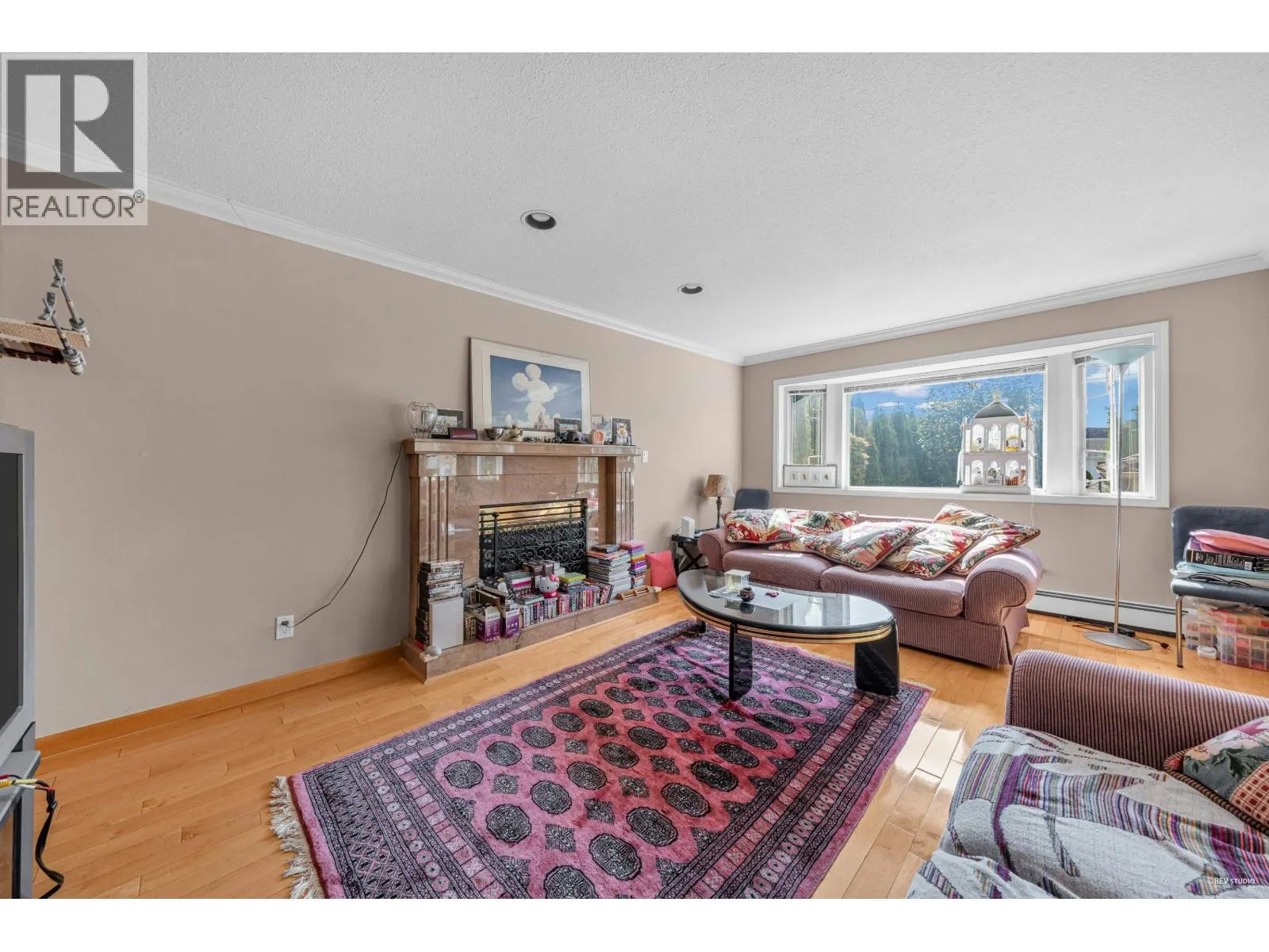 426 W 44TH AVENUE