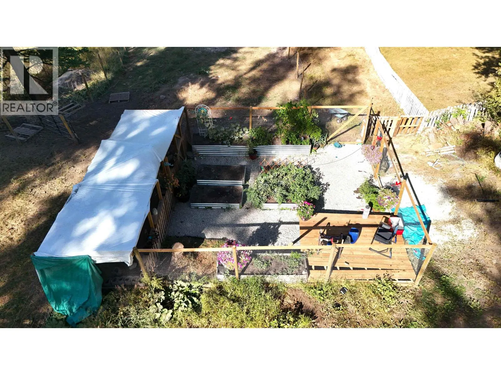 406 GIBBON ROAD
