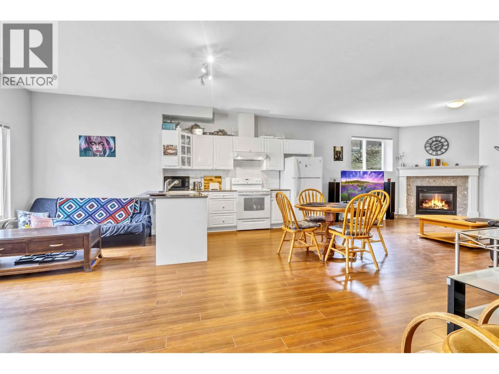 23404 TAMARACK LANE