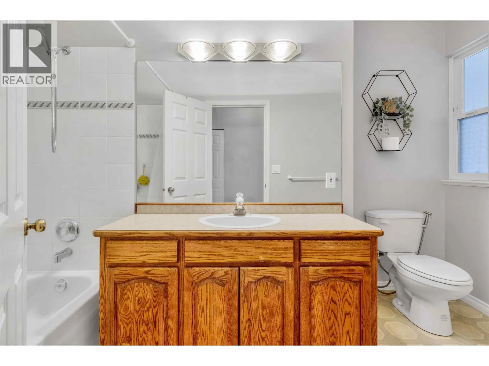 23404 TAMARACK LANE