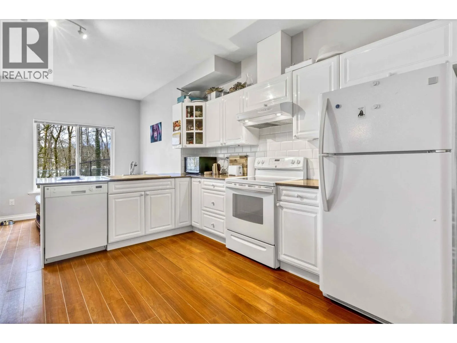 23404 TAMARACK LANE