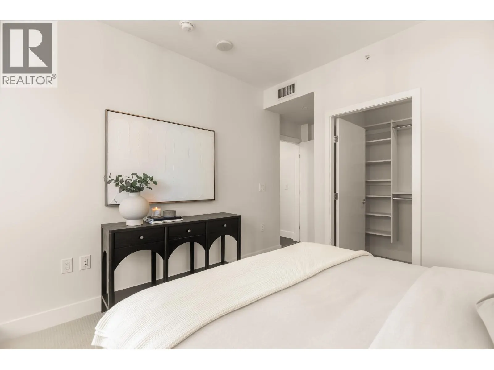 PH 655 8575 RIVERGRASS DRIVE