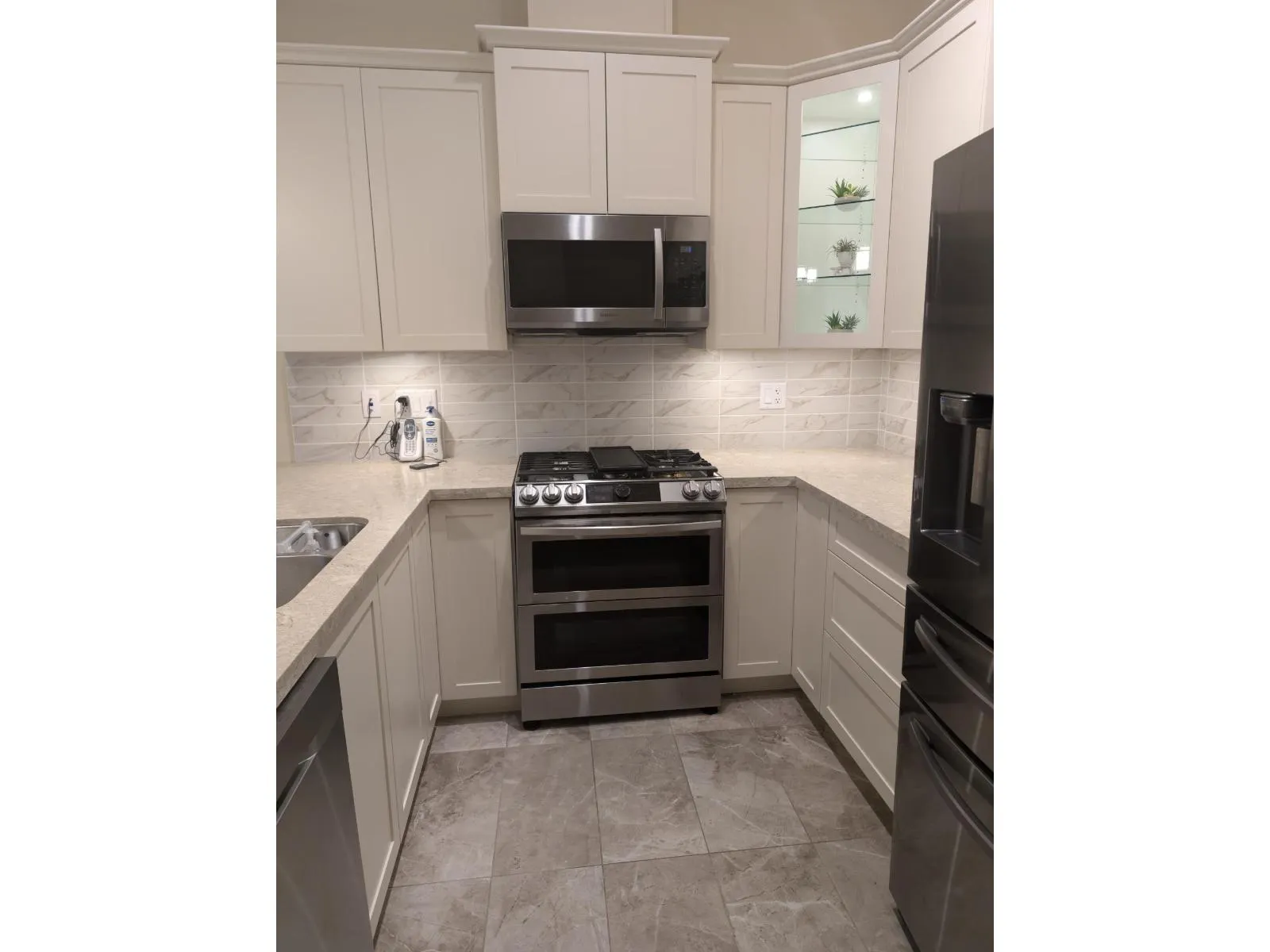 608 20376 86 AVENUE
