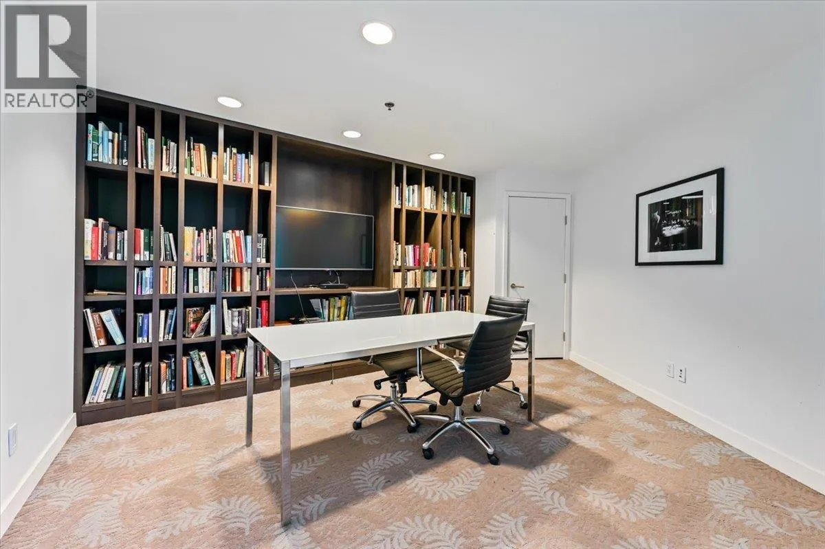 1507 8555 GRANVILLE STREET