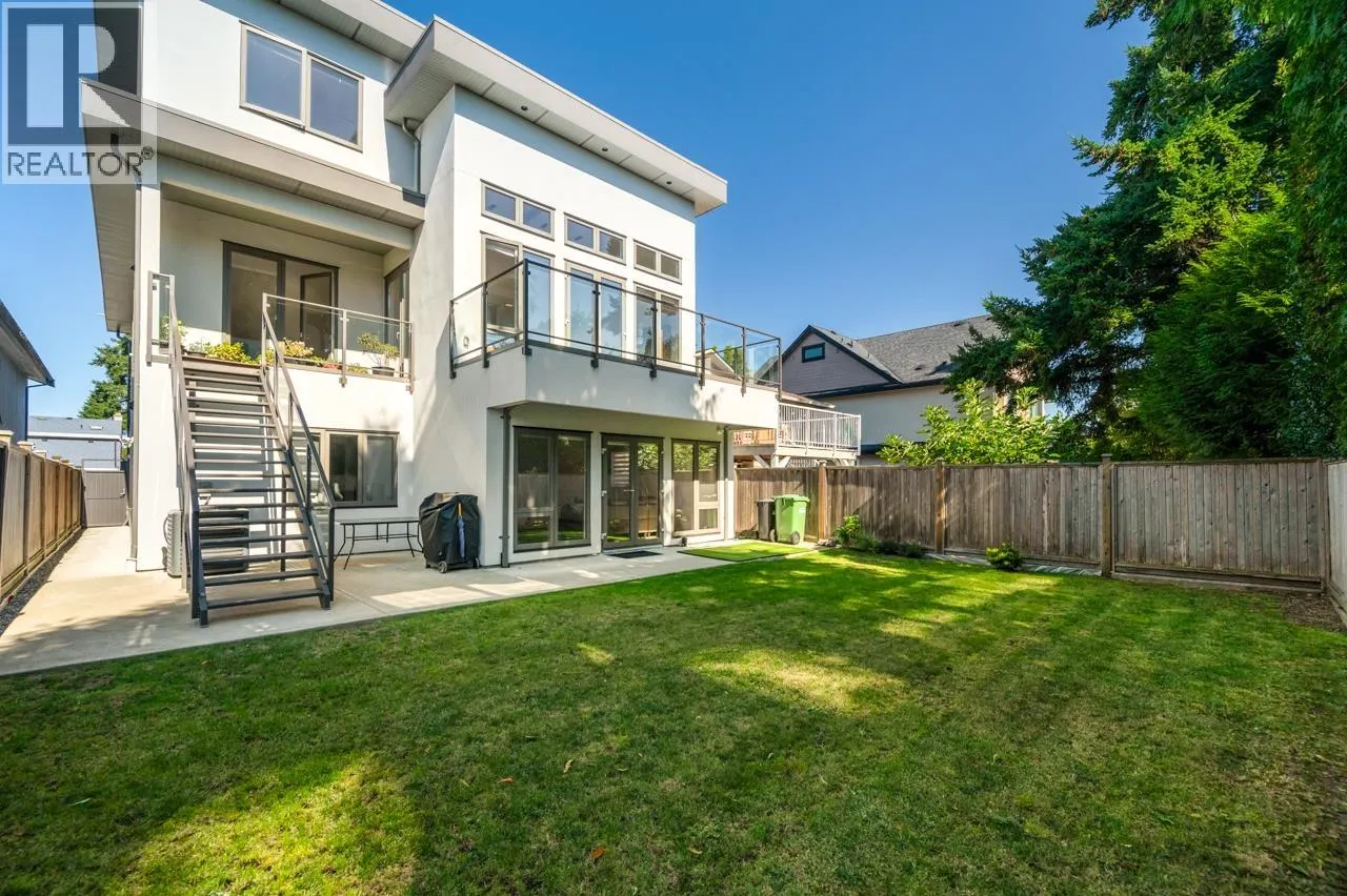 4380 LANCELOT DRIVE
