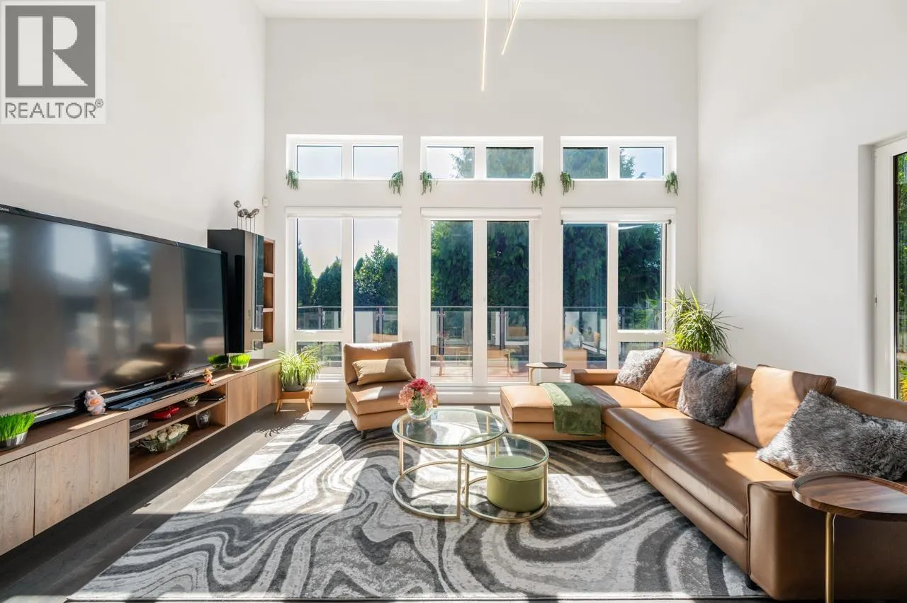4380 LANCELOT DRIVE