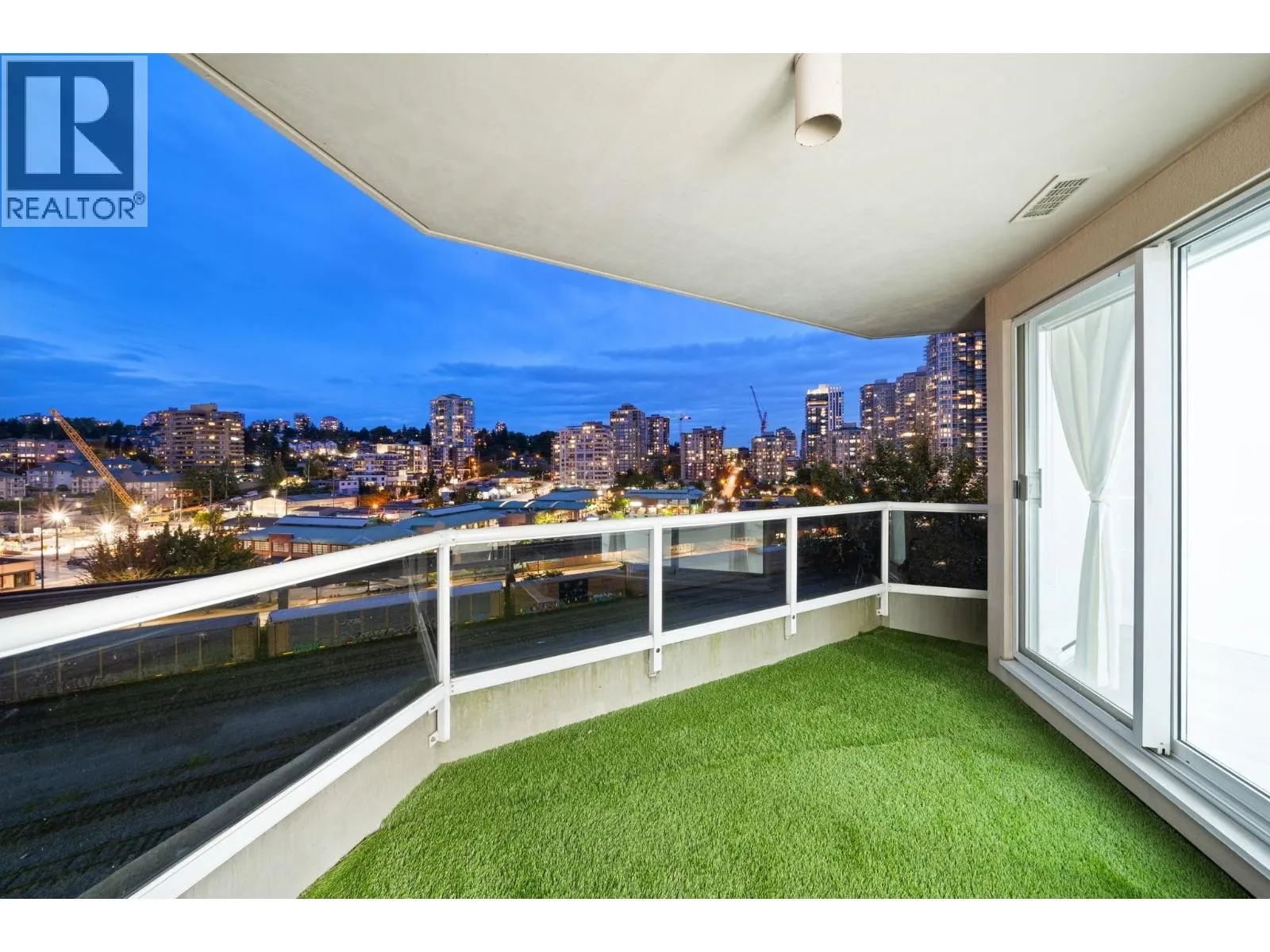 905 1185 QUAYSIDE DRIVE