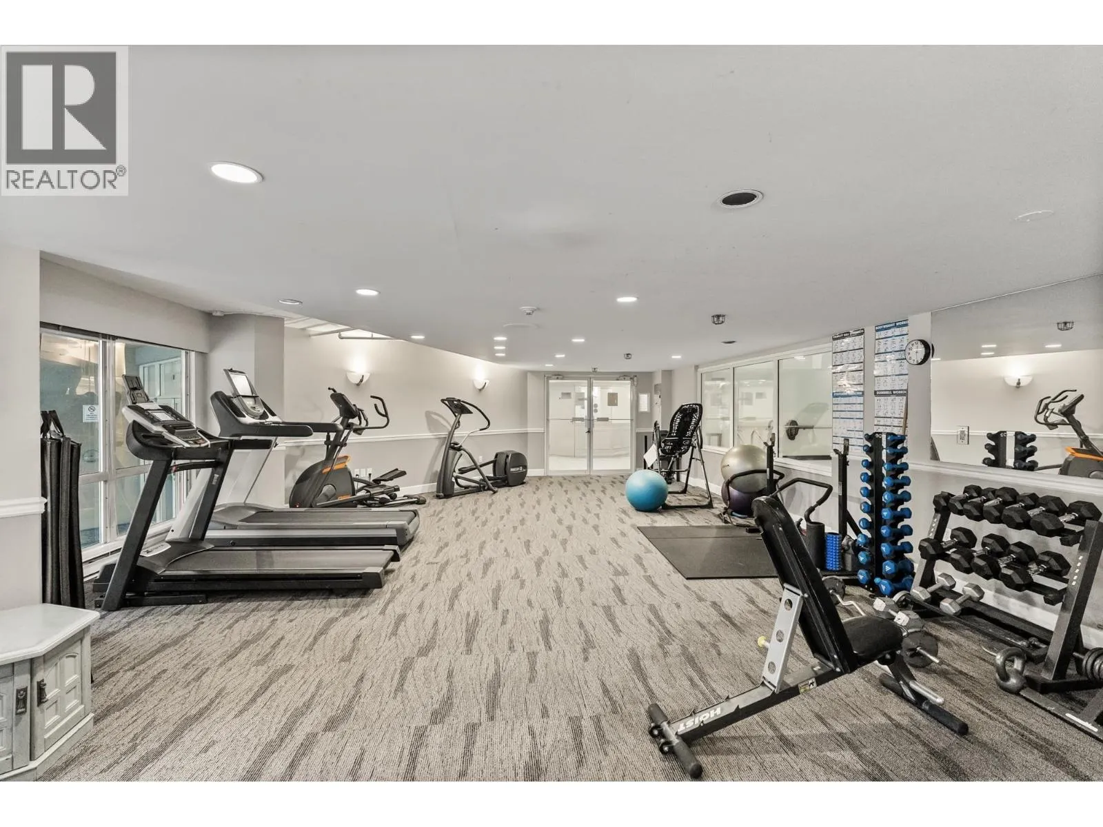 905 1185 QUAYSIDE DRIVE