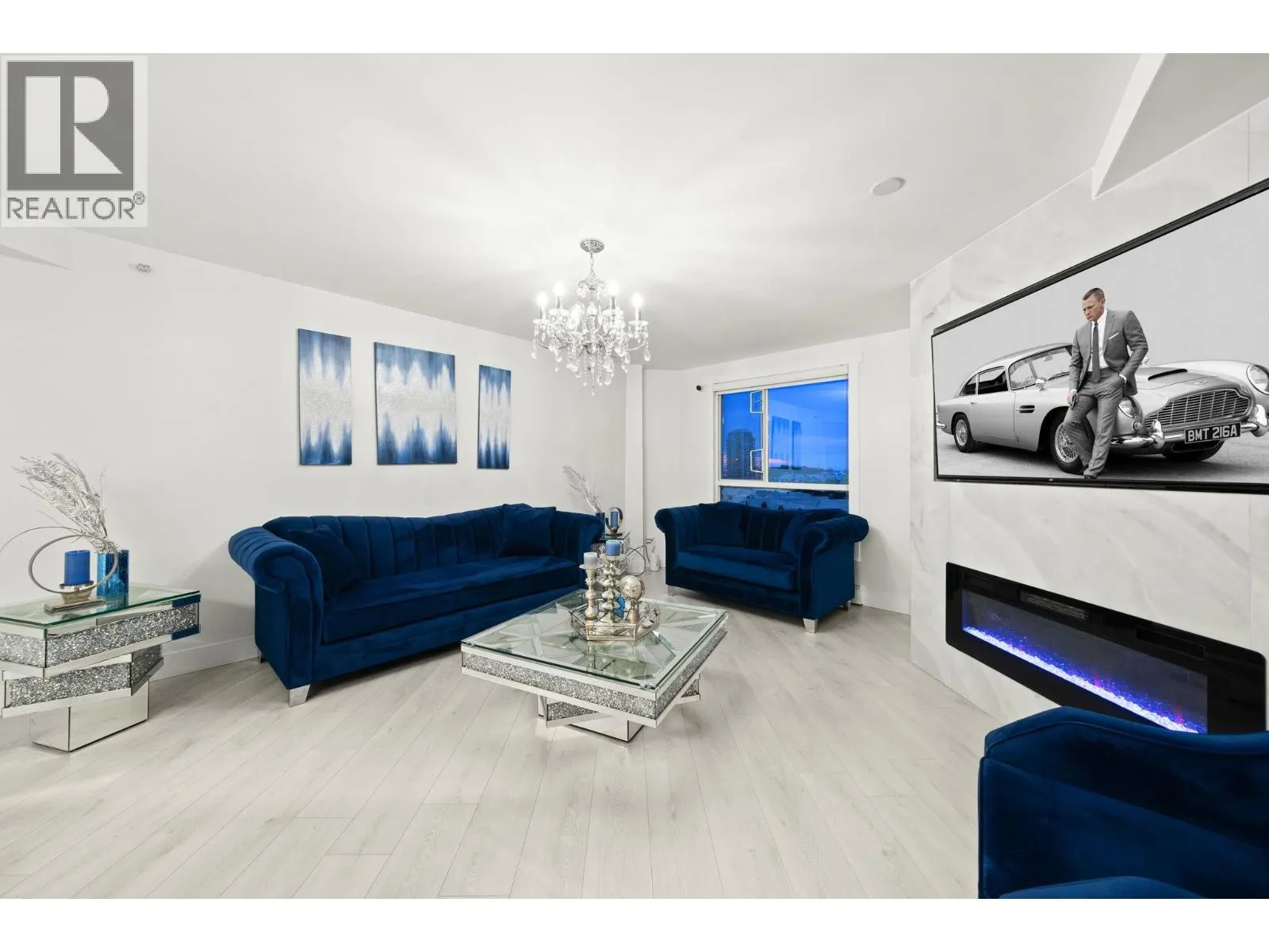 905 1185 QUAYSIDE DRIVE