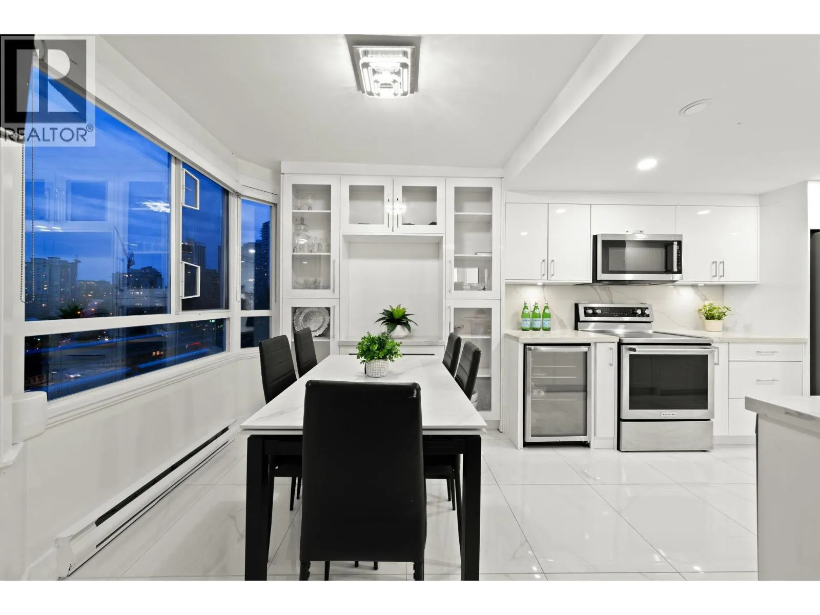 905 1185 QUAYSIDE DRIVE