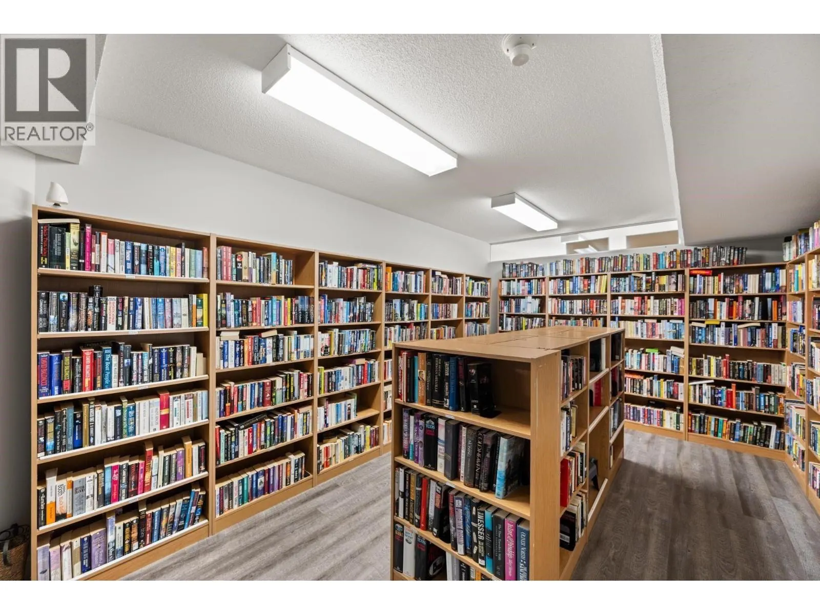 905 1185 QUAYSIDE DRIVE