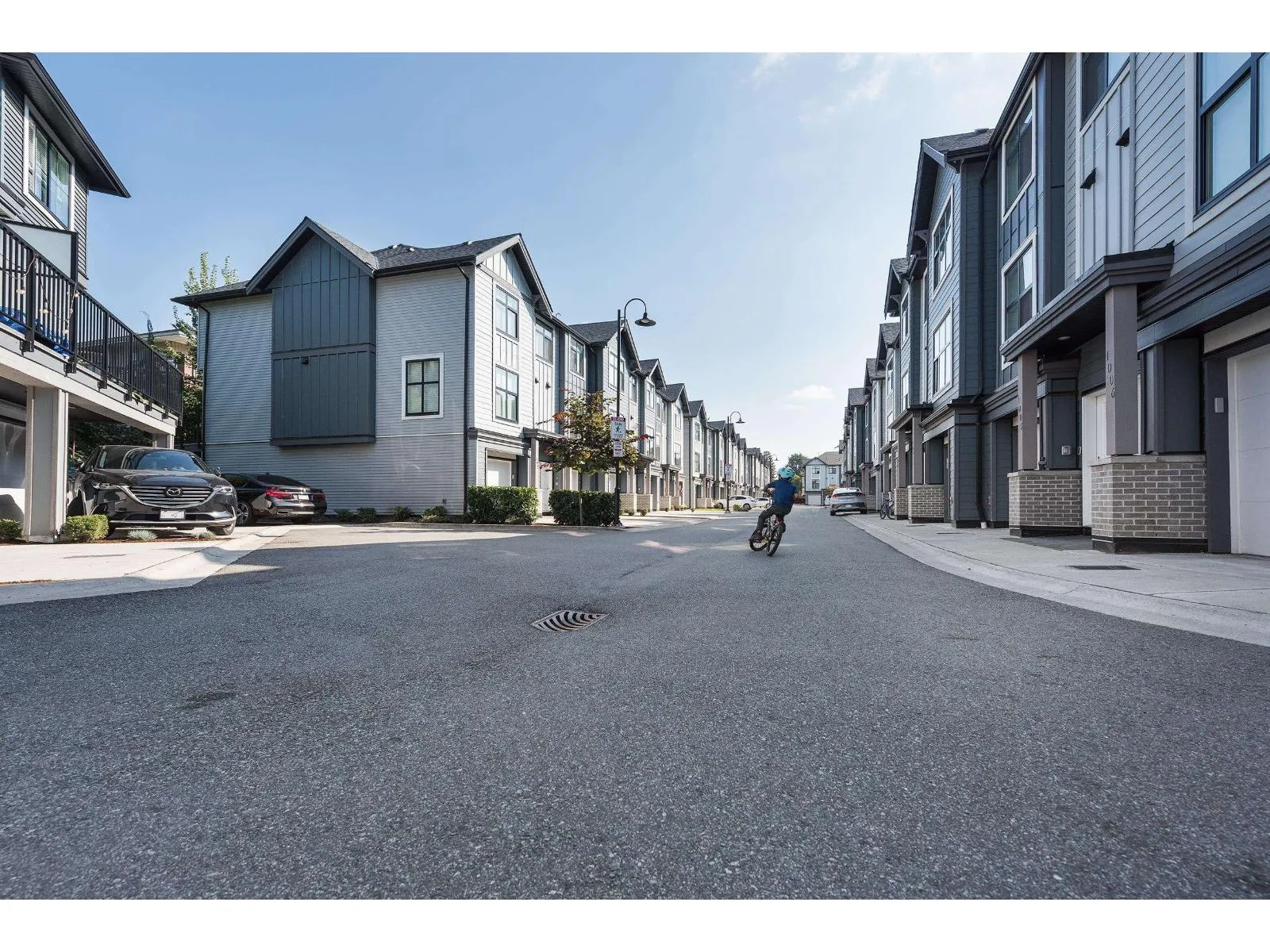 406 2267 MCKENZIE ROAD