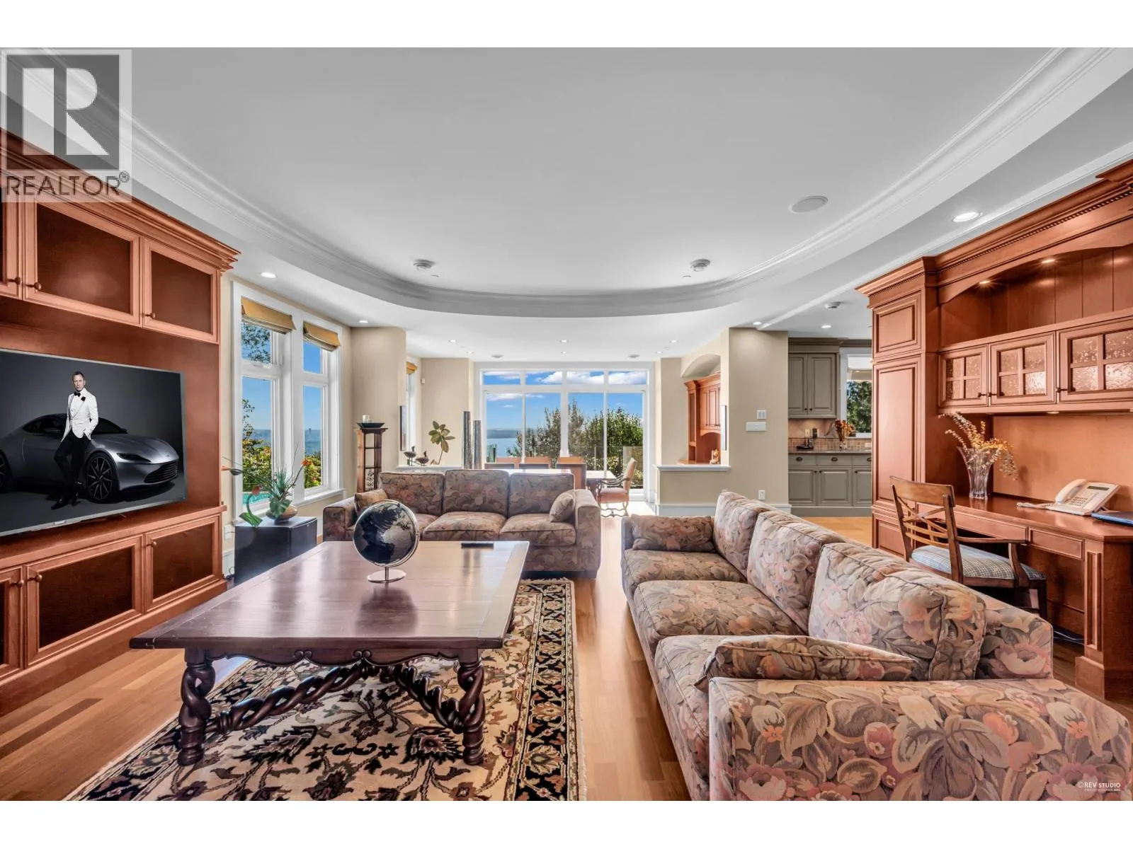 2495 HUDSON COURT