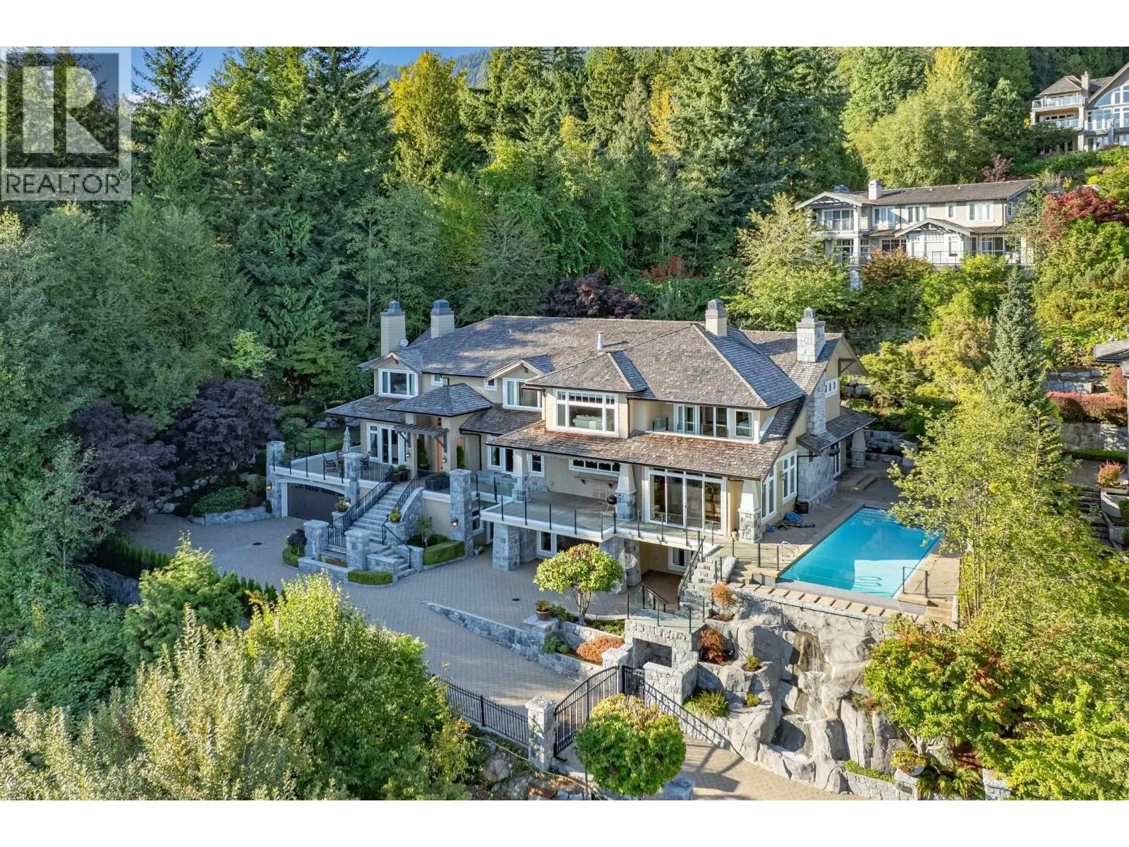 2495 HUDSON COURT