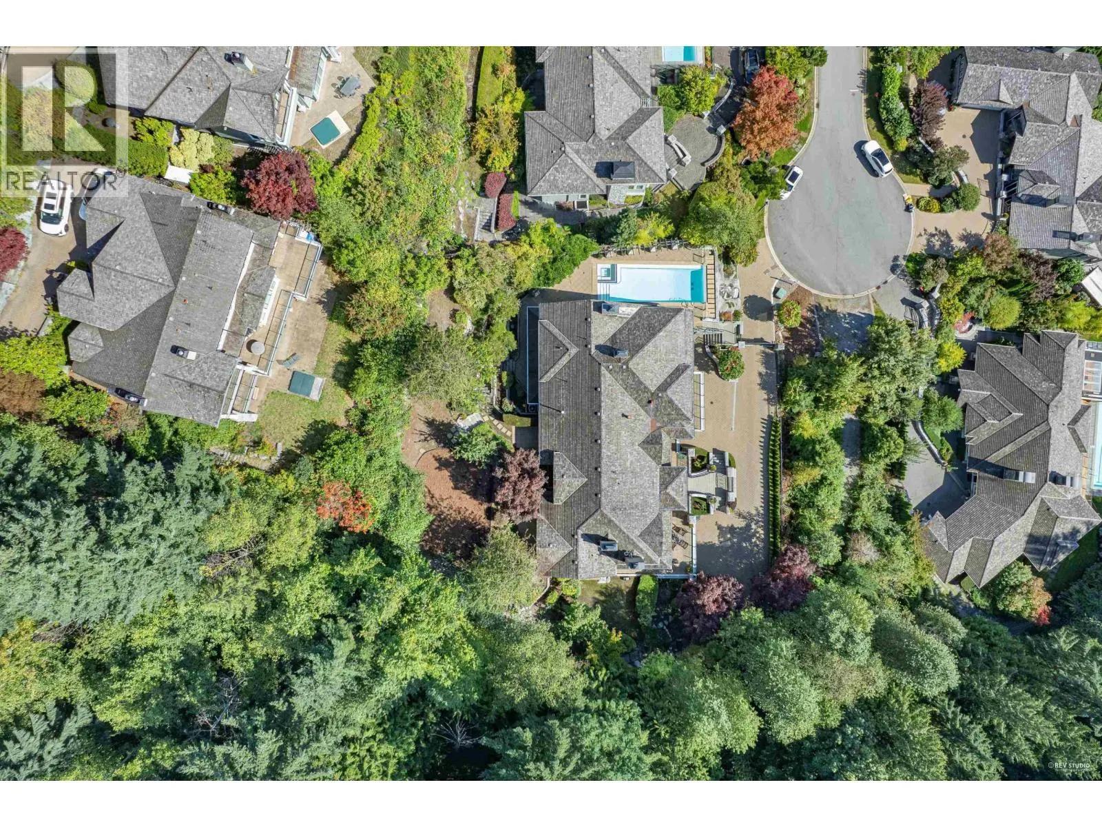 2495 HUDSON COURT