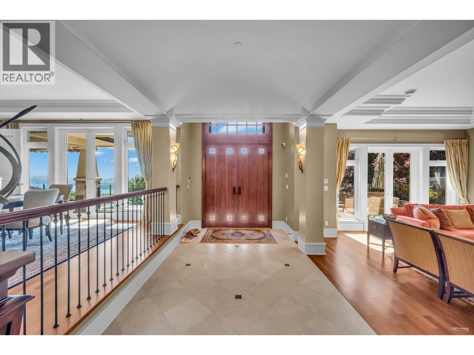 2495 HUDSON COURT