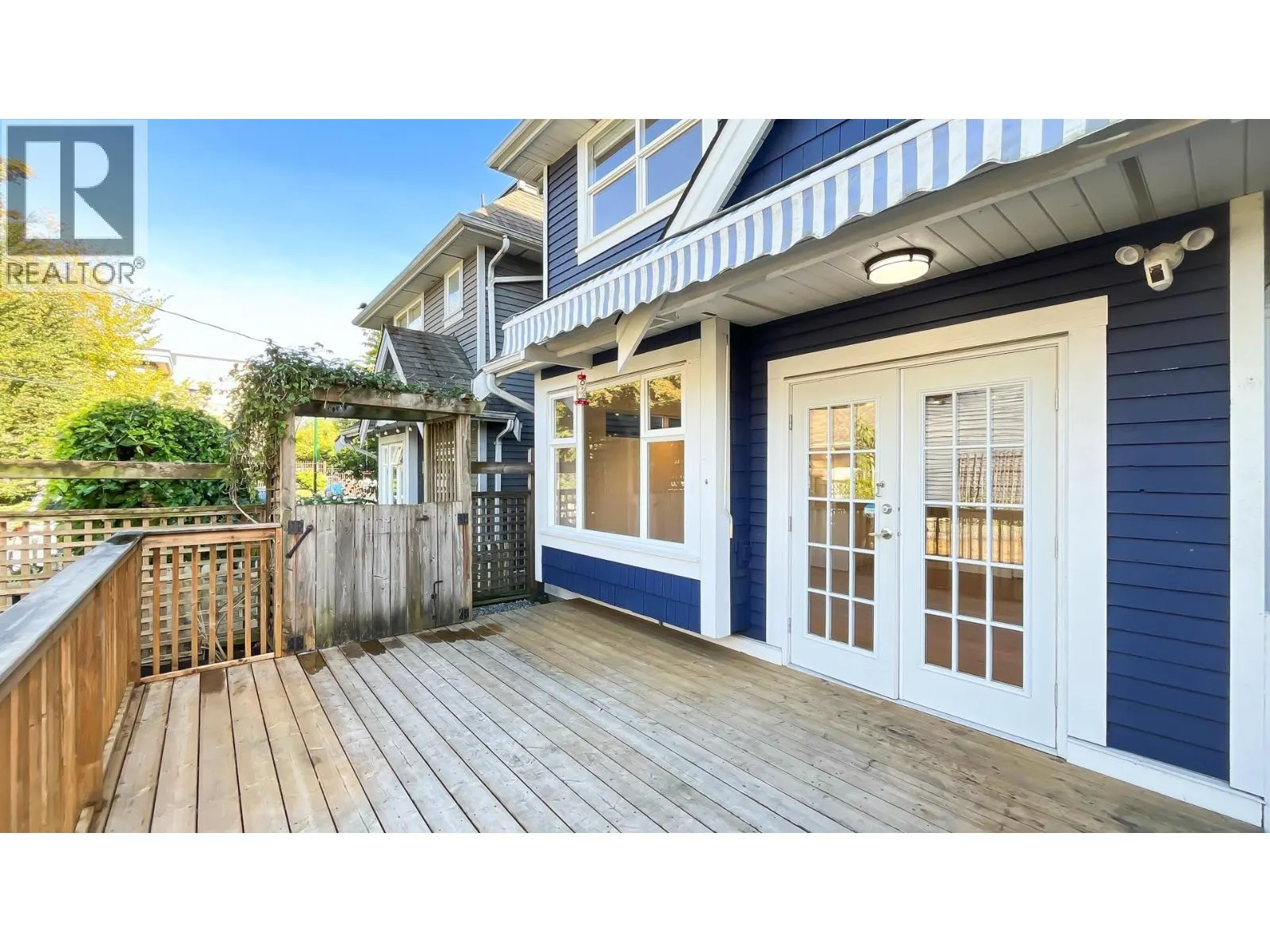 891 PRIOR STREET