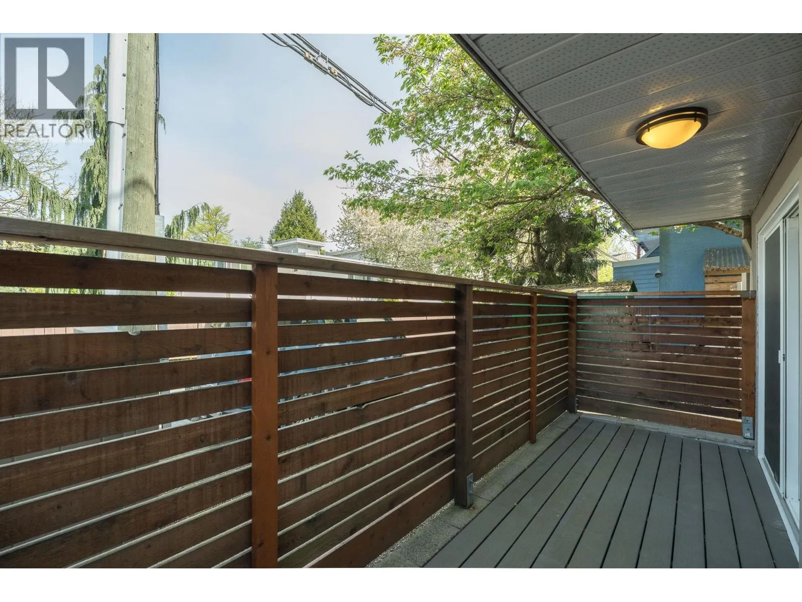 1959 W 2ND AVENUE