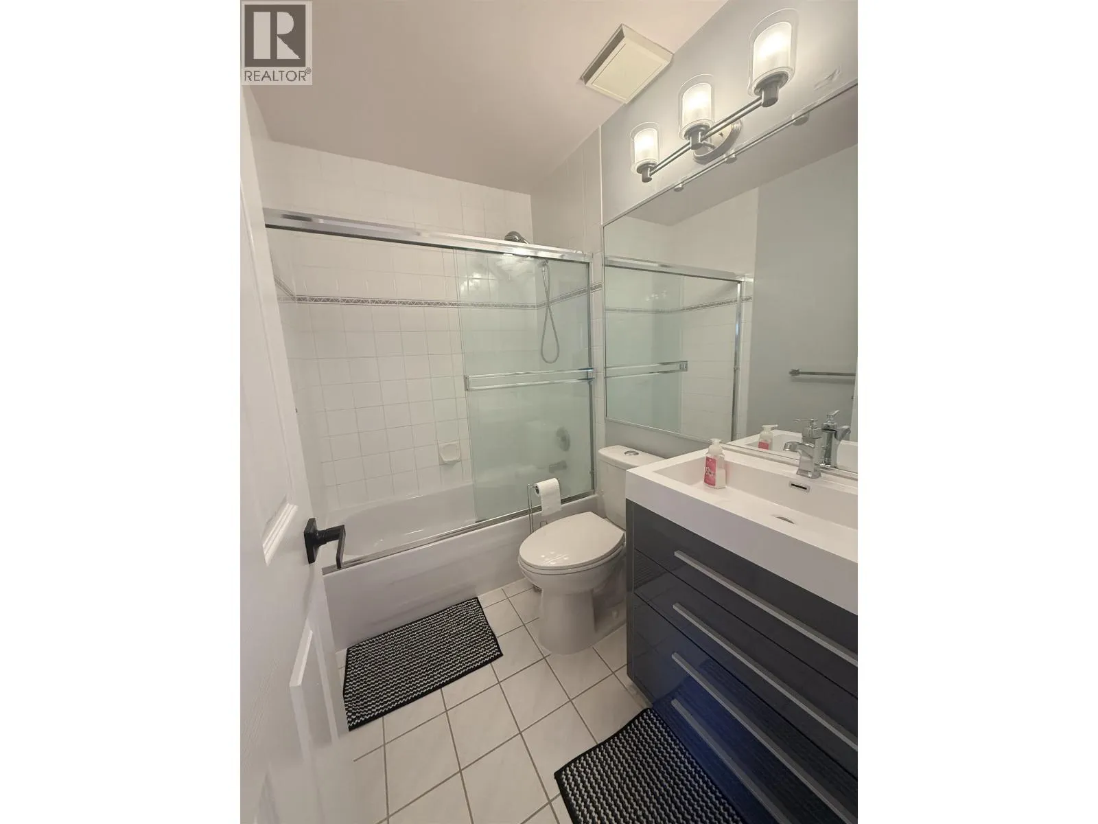 18 2538 PITT RIVER ROAD