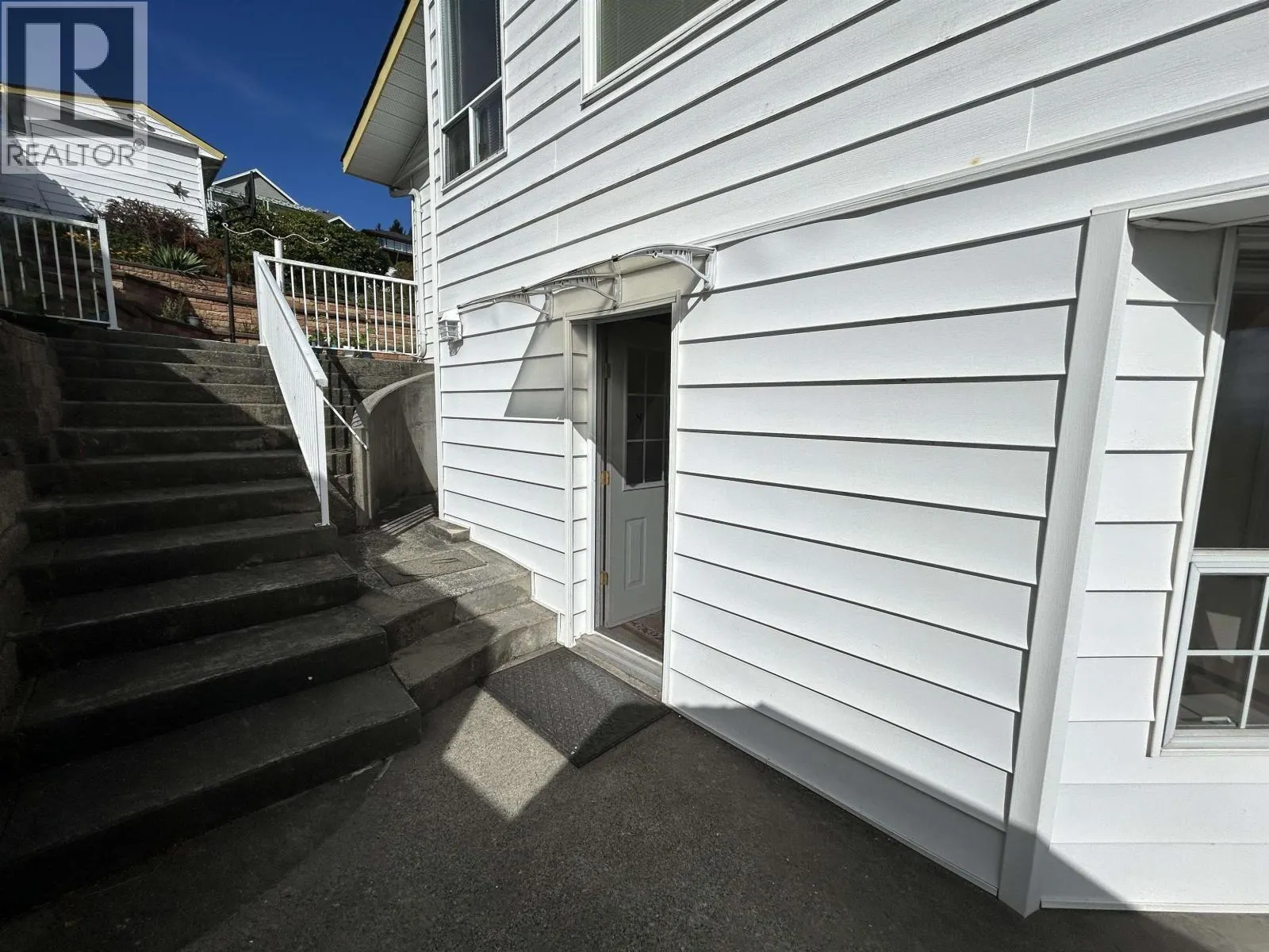 1021 TUXEDO DRIVE