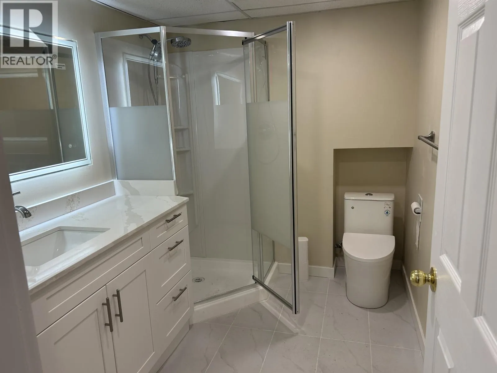 1021 TUXEDO DRIVE